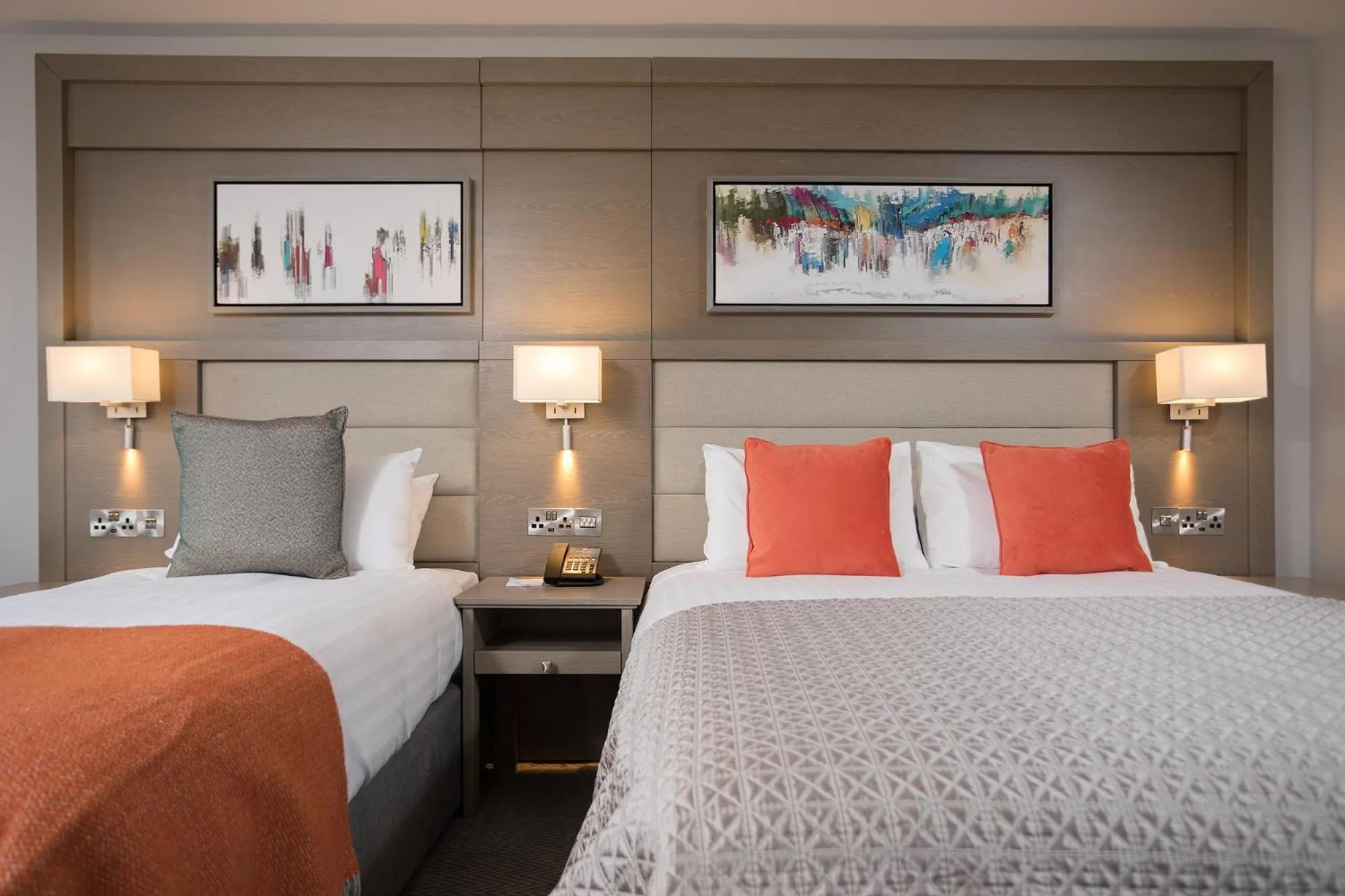 Bed in McWilliam Park Hotel