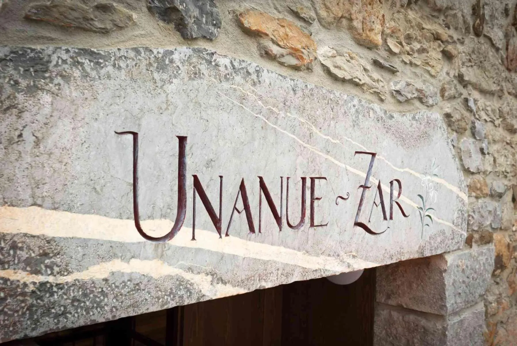 Facade/entrance in Heredad de Unanue