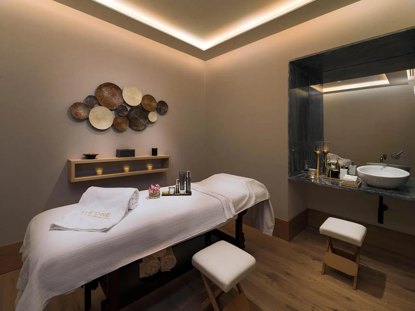 Massage in The One Palácio da Anunciada