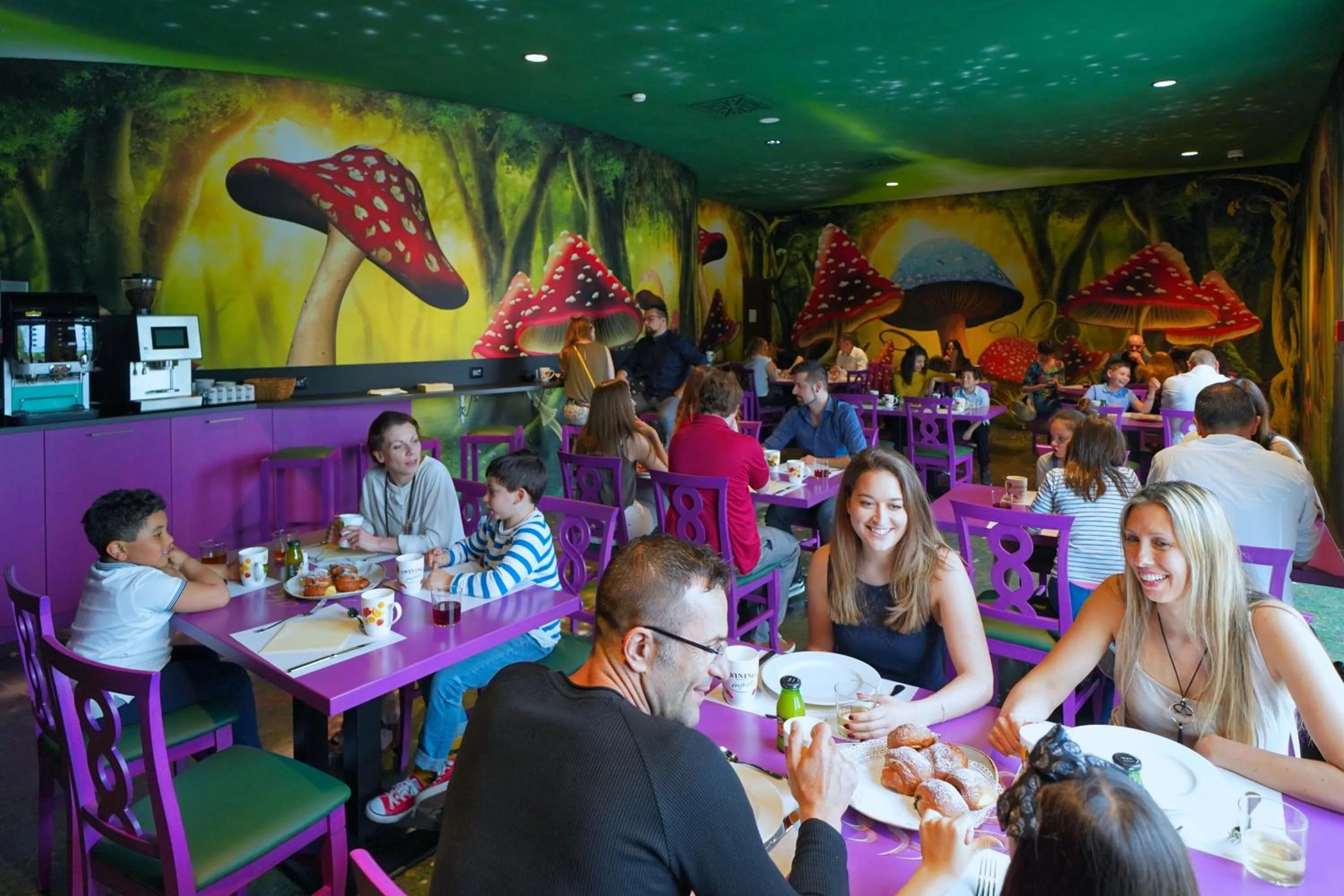 Buffet breakfast in Gardaland Magic Hotel