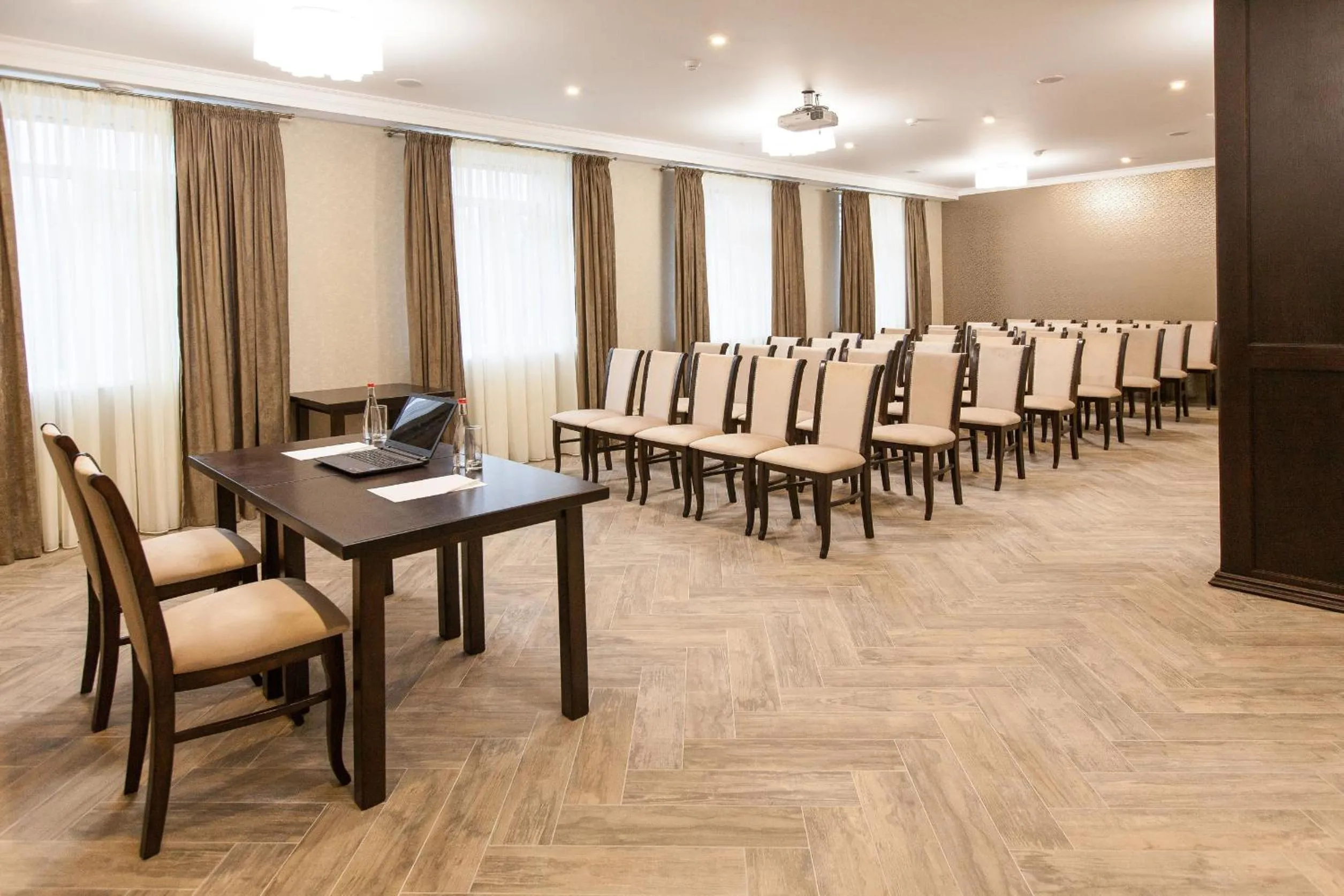 Banquet/Function facilities in West Park Hotel