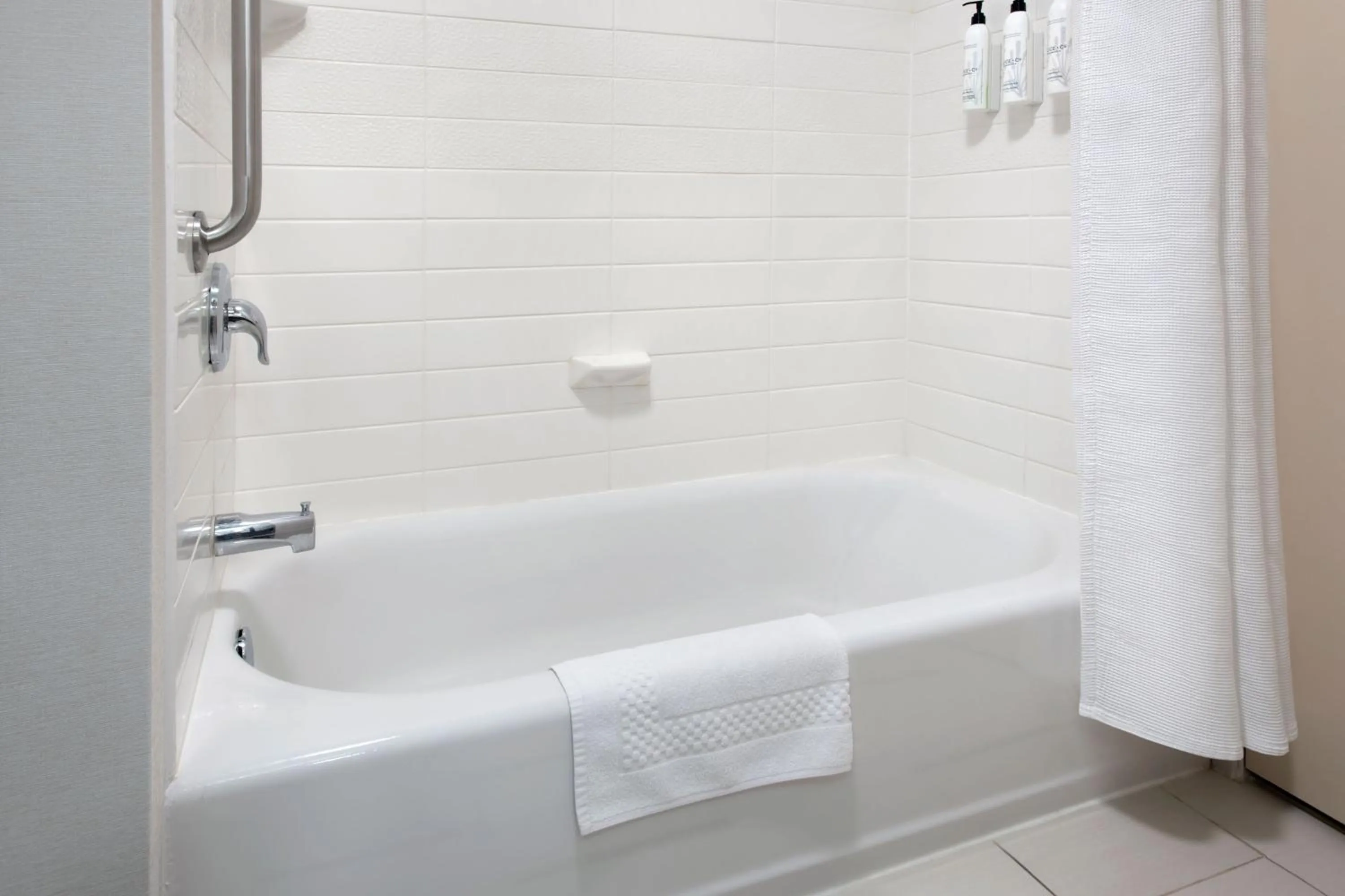 Bedroom in Fairfield Inn & Suites by Marriott Watertown Thousand Islands