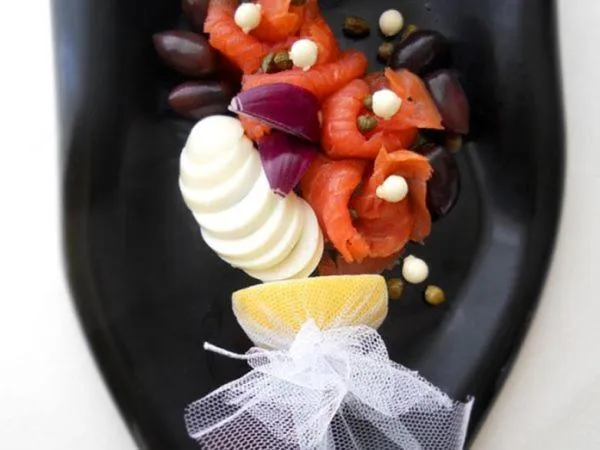 Restaurant/places to eat in Marshal Garden Hotel