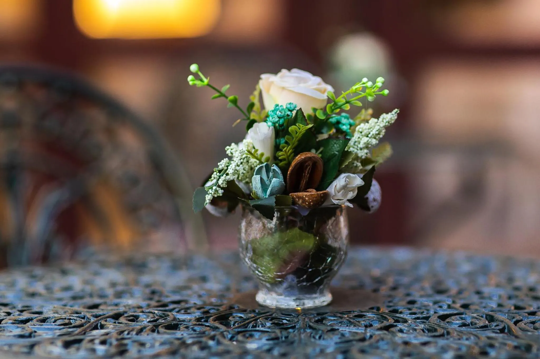 Decorative detail in Ave, Alba!