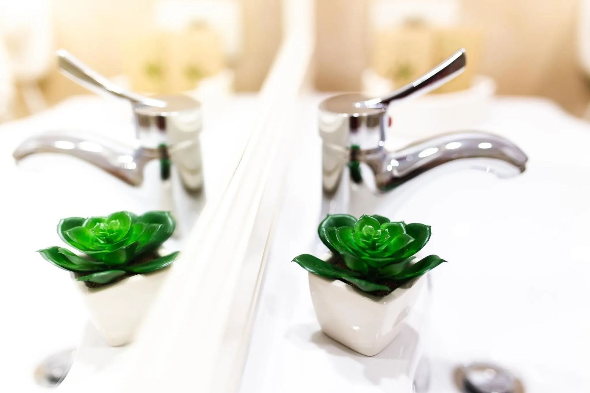 Decorative detail in Ave, Alba!