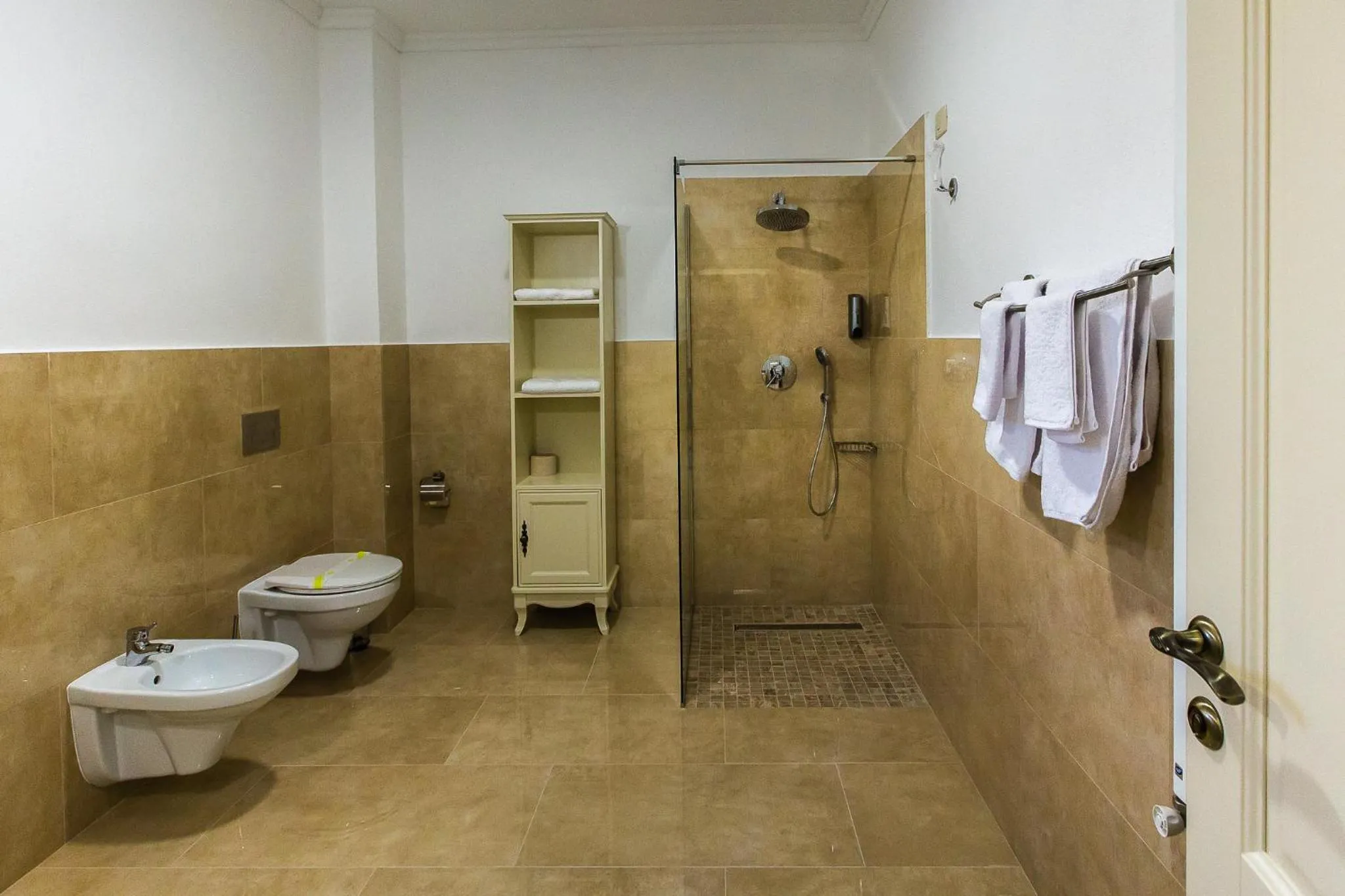 Bathroom in Ave, Alba!