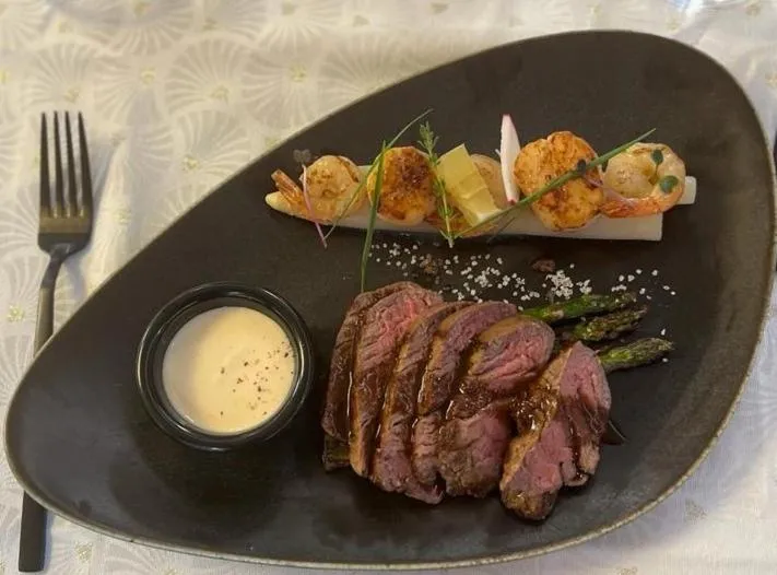 Restaurant/places to eat in La Maison de Caroline