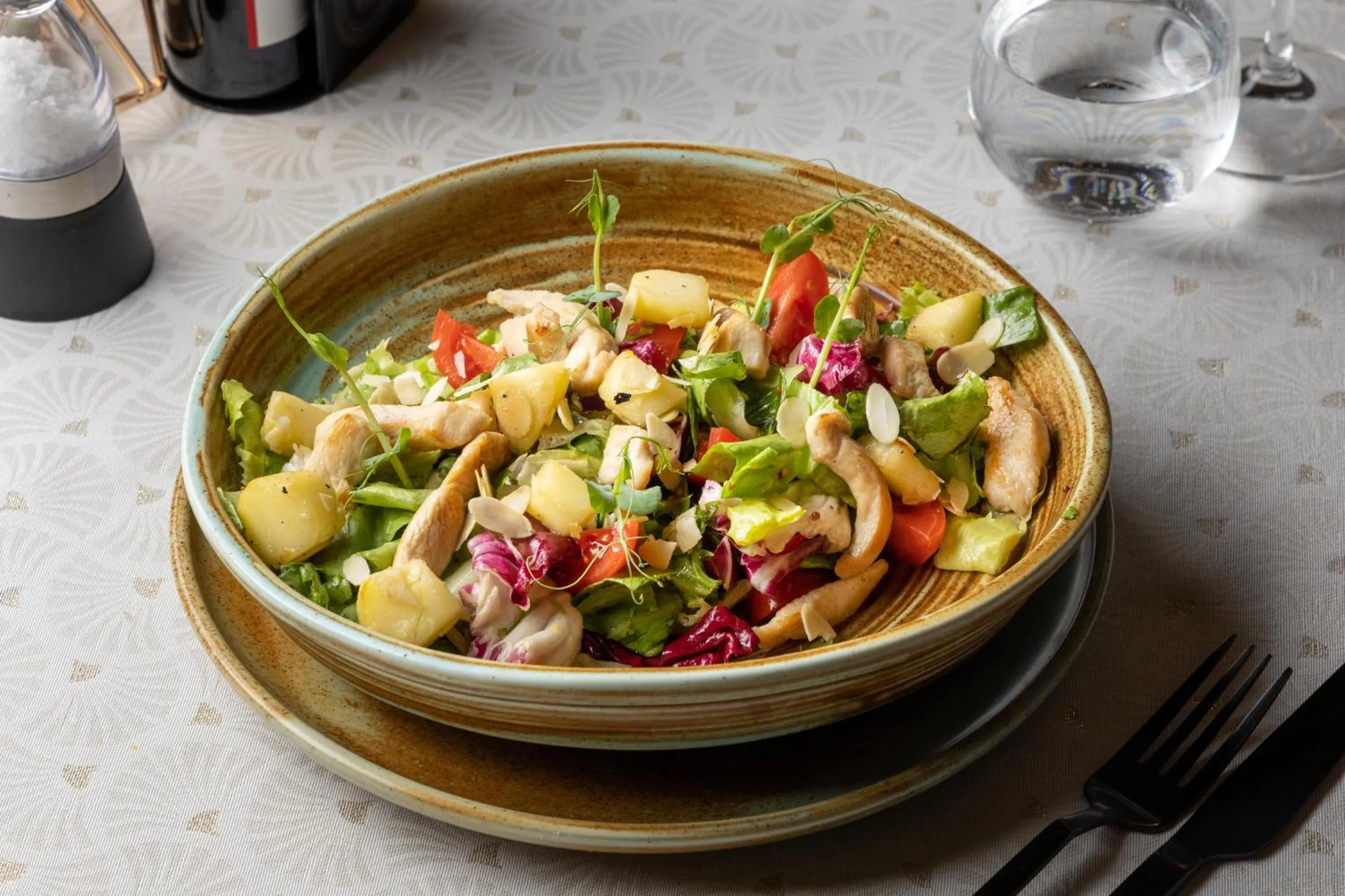 Restaurant/places to eat in La Maison de Caroline