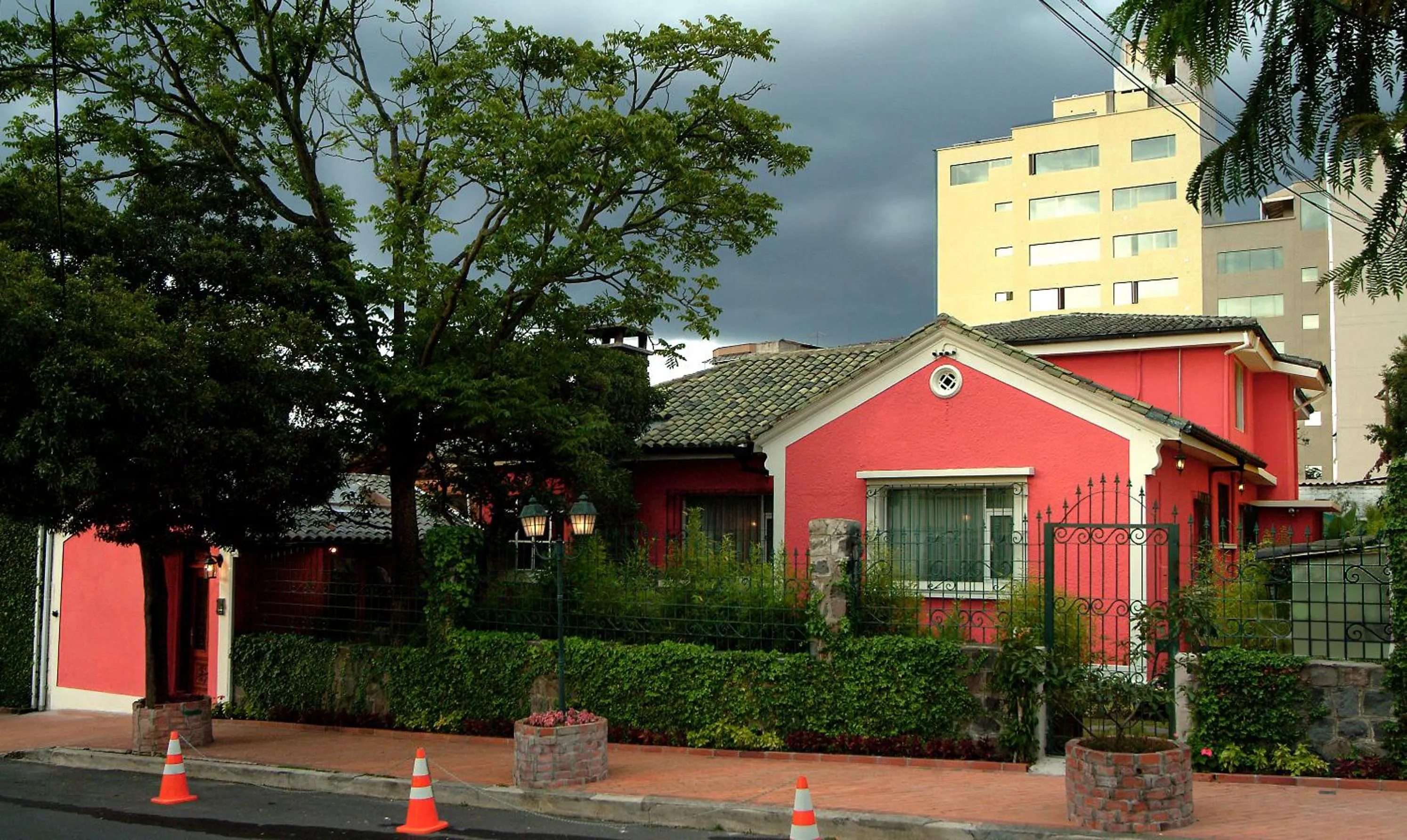 Property building in Casa Aliso Hotel Boutique
