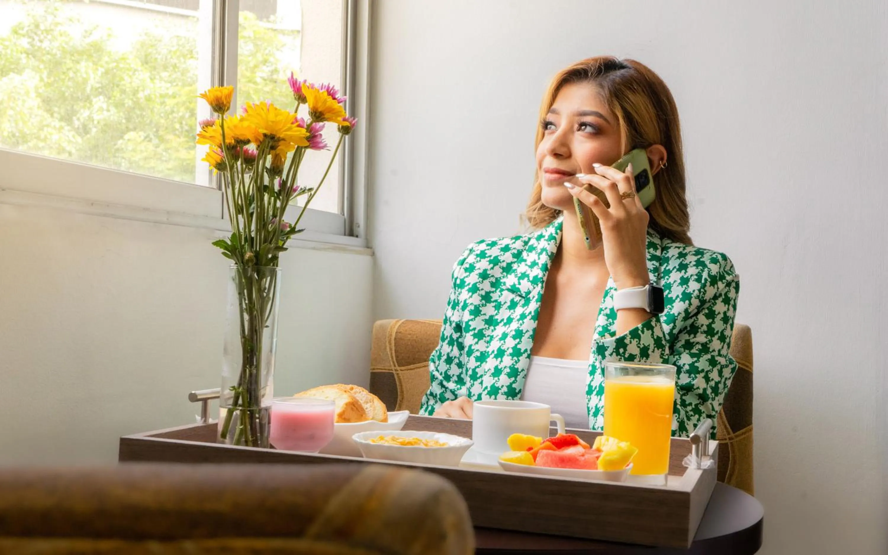 Breakfast in Hotel MC Suites - Confort cerca del Aeropuerto