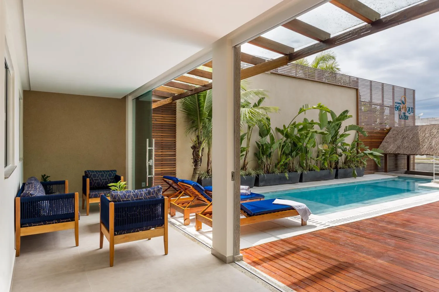 Communal lounge/ TV room in Pousada Boutique do lazer