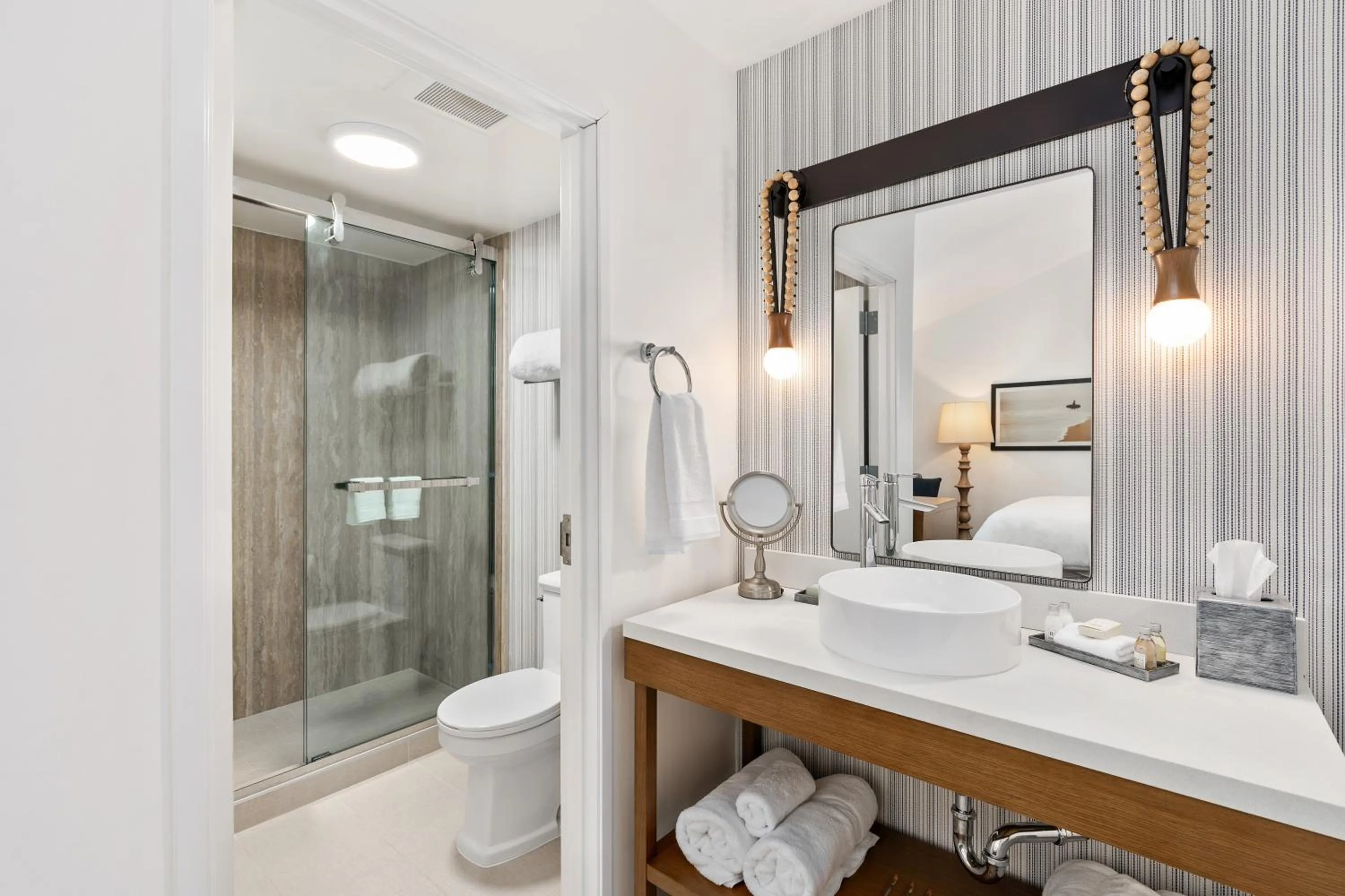 Bathroom in Mason Beach Inn