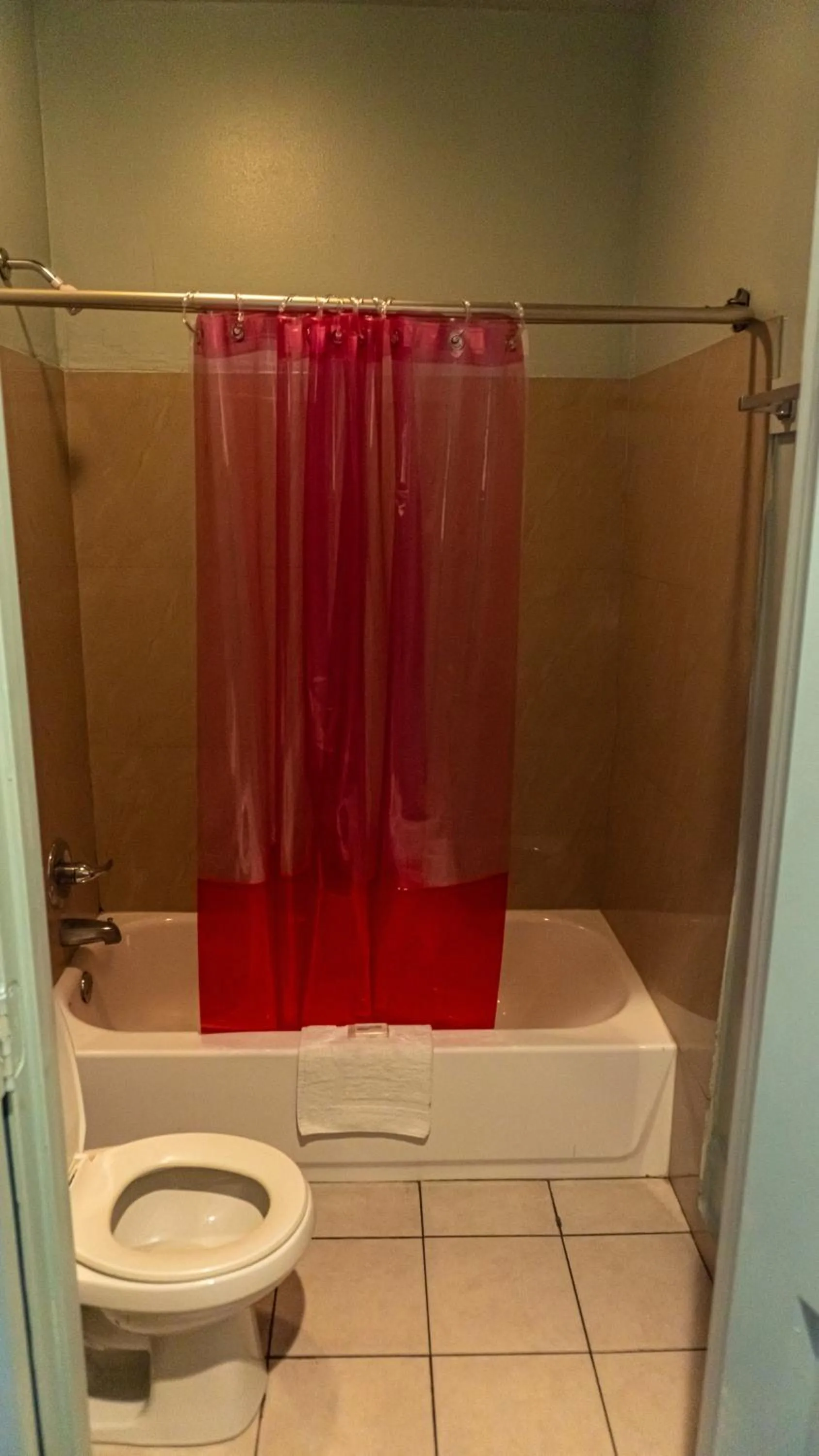 Bathroom in Historic Mardi Gras Inn