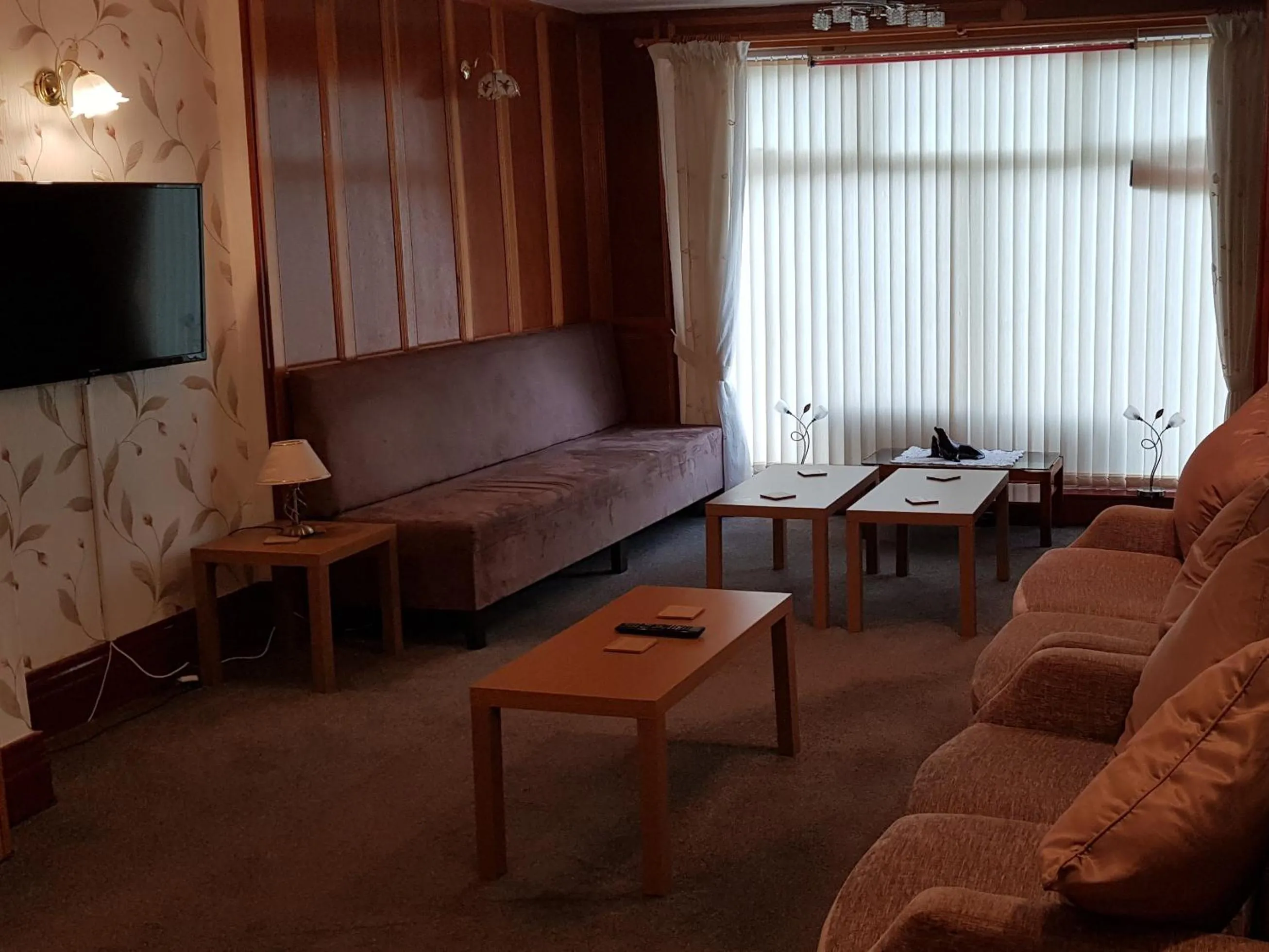 Living room, Seating Area in Lyndene Guest House