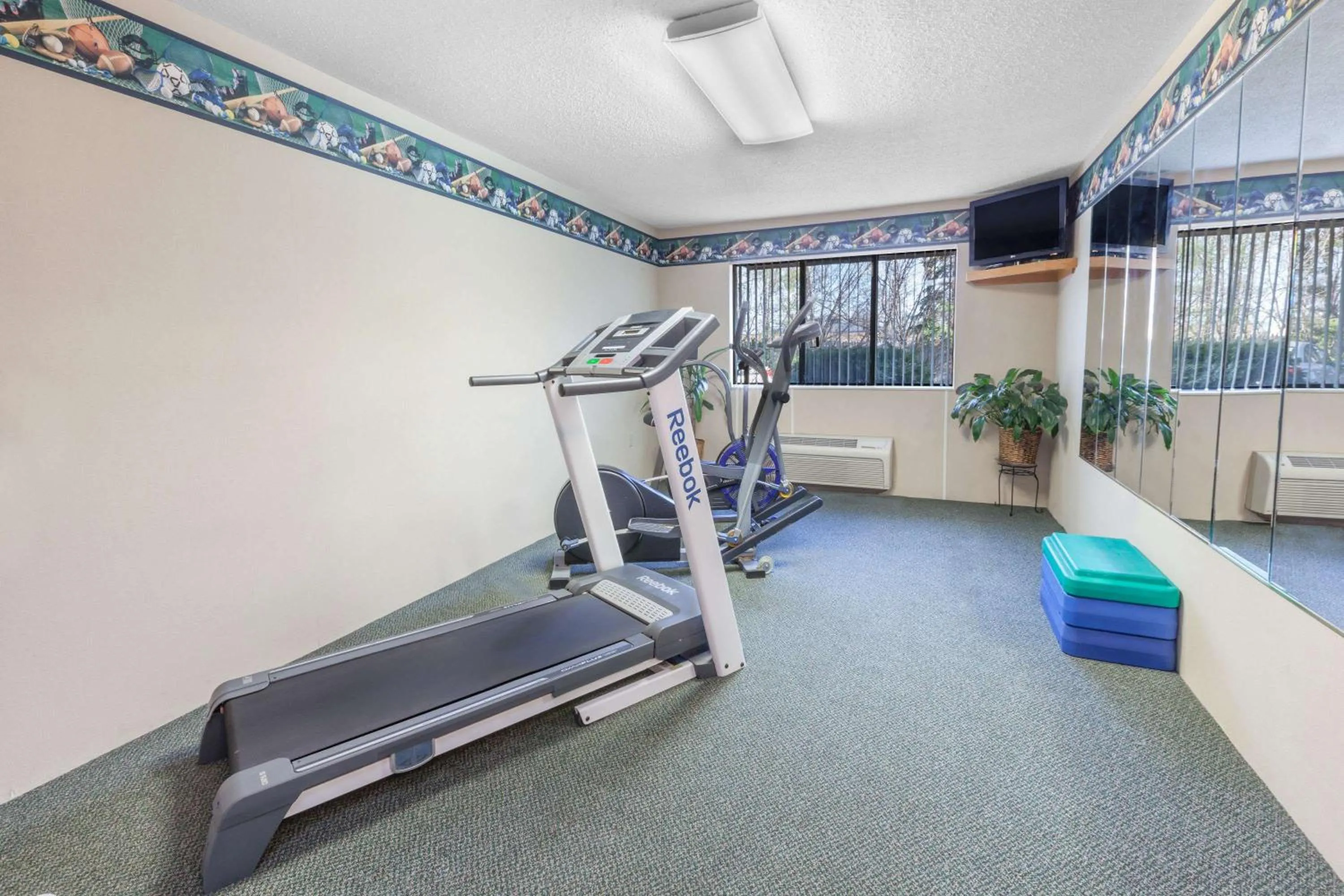 Fitness centre/facilities in Baymont by Wyndham Midland