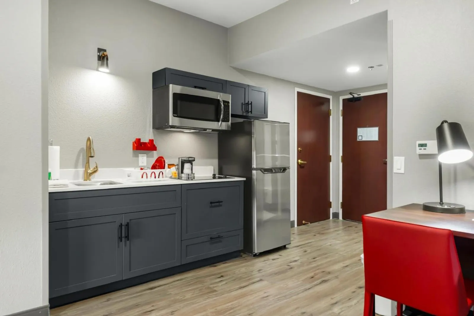 TV and multimedia in Hawthorn Extended Stay by Wyndham College Station