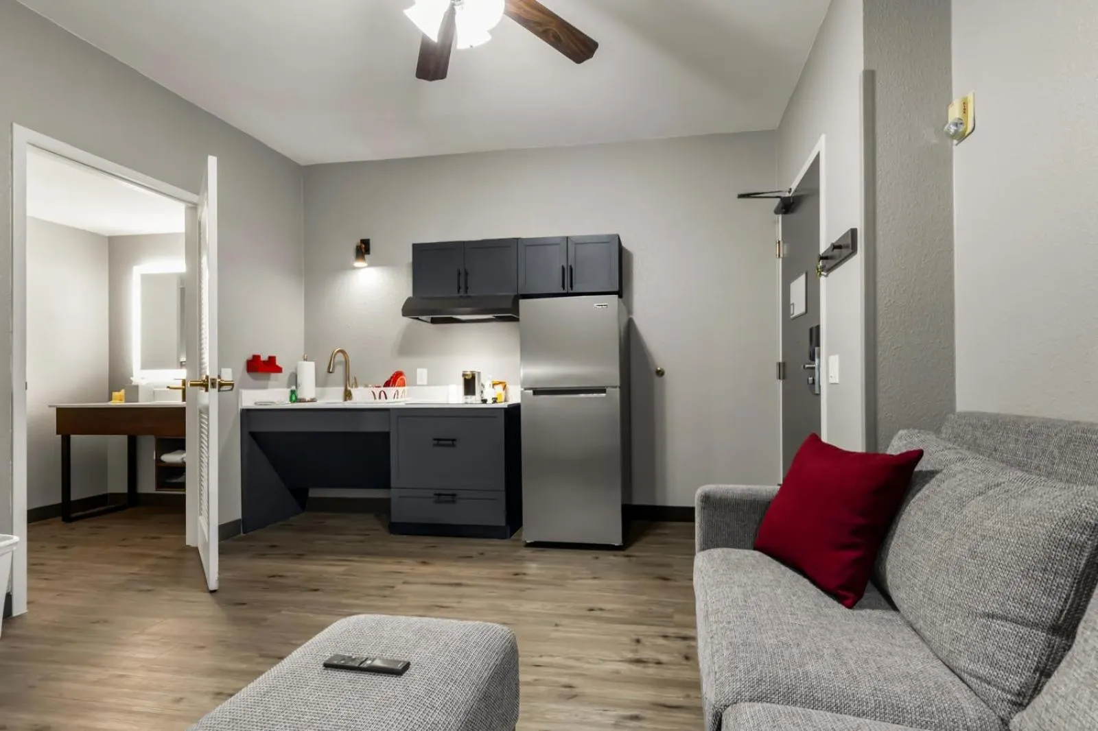 Hawthorn Extended Stay by Wyndham College Station