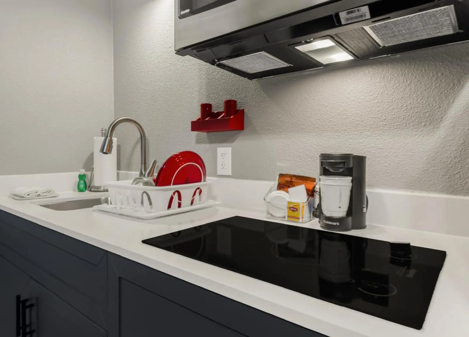 TV and multimedia in Hawthorn Extended Stay by Wyndham College Station