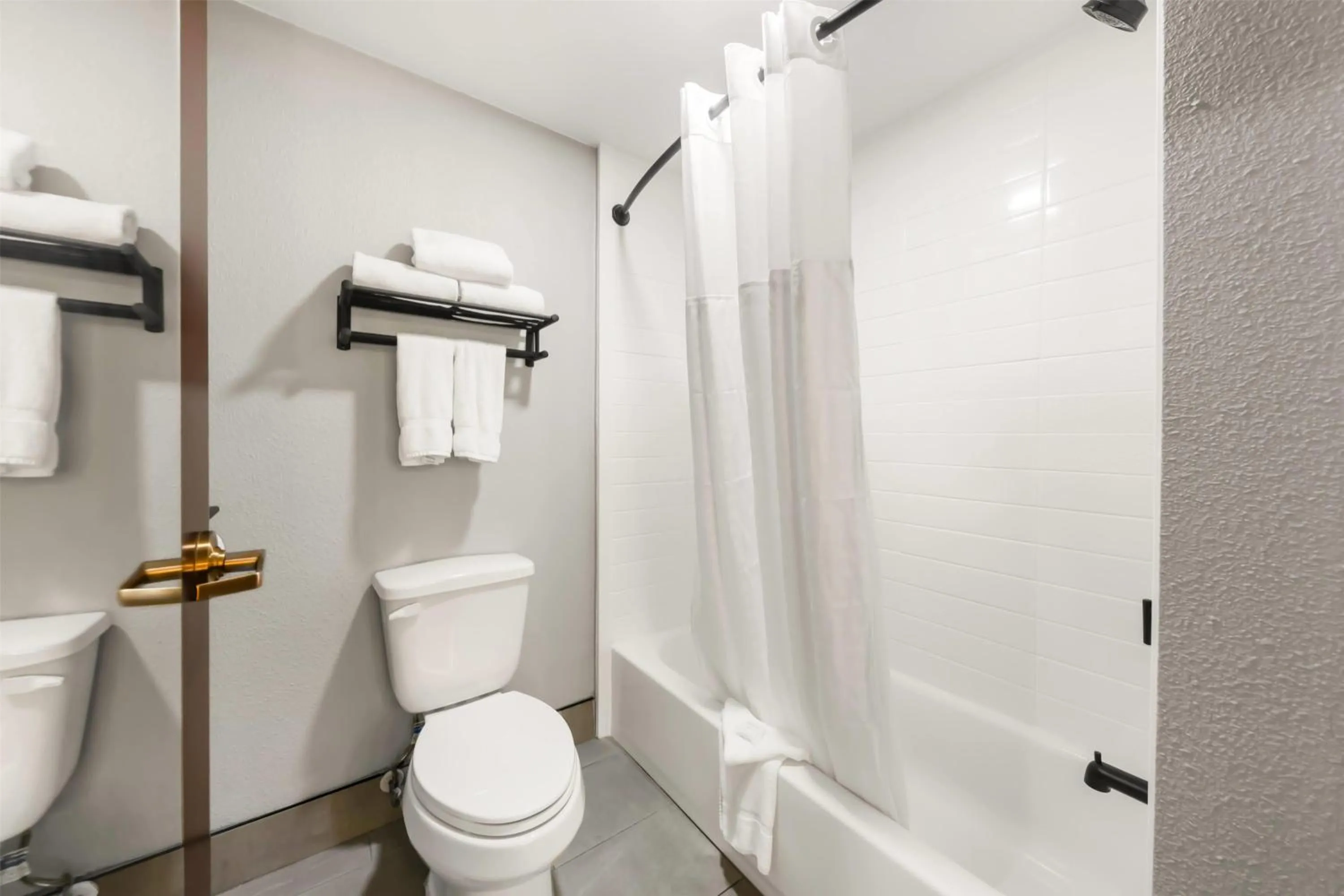 Photo of the whole room in Hawthorn Extended Stay by Wyndham College Station