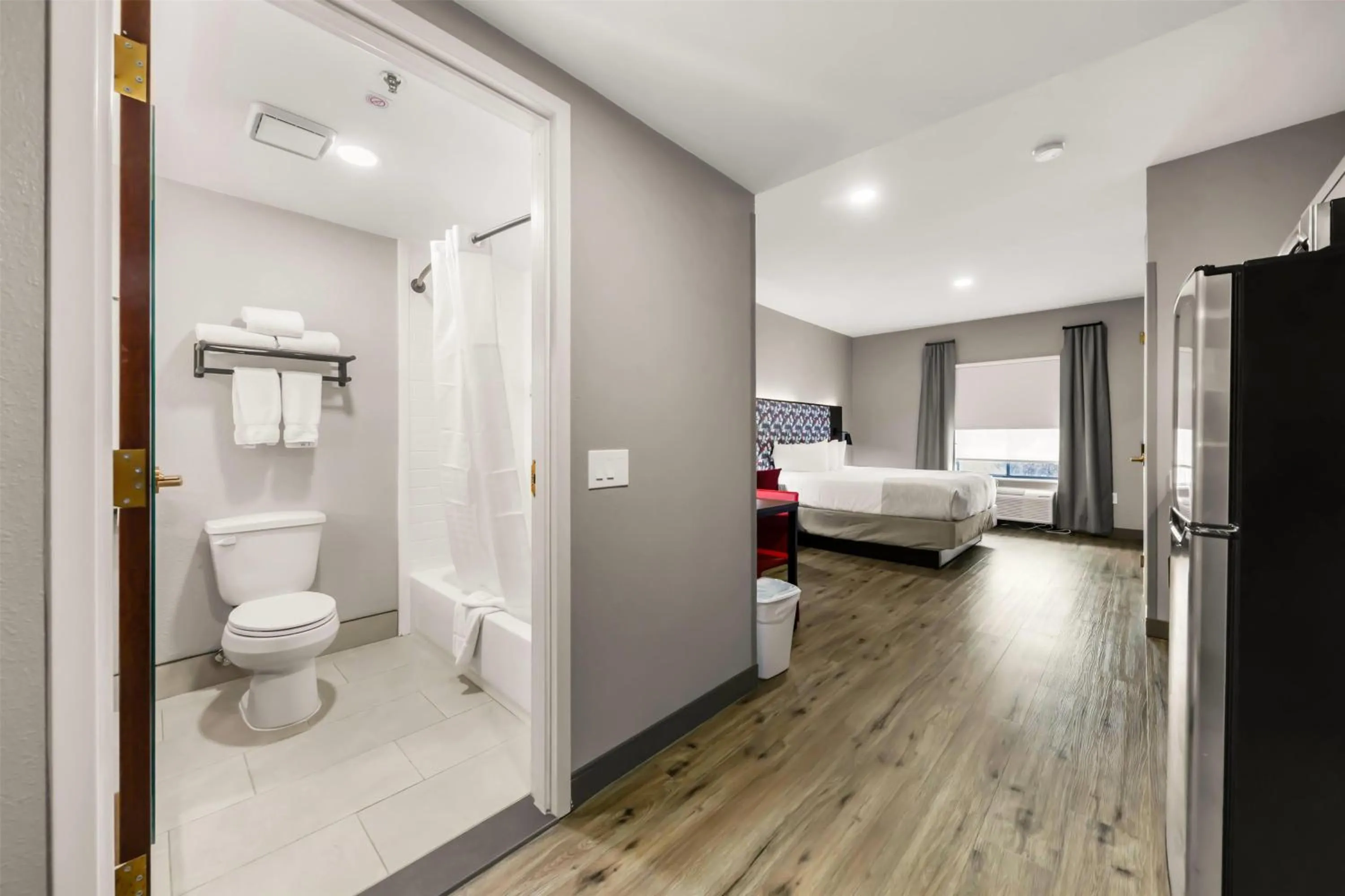 Photo of the whole room in Hawthorn Extended Stay by Wyndham College Station