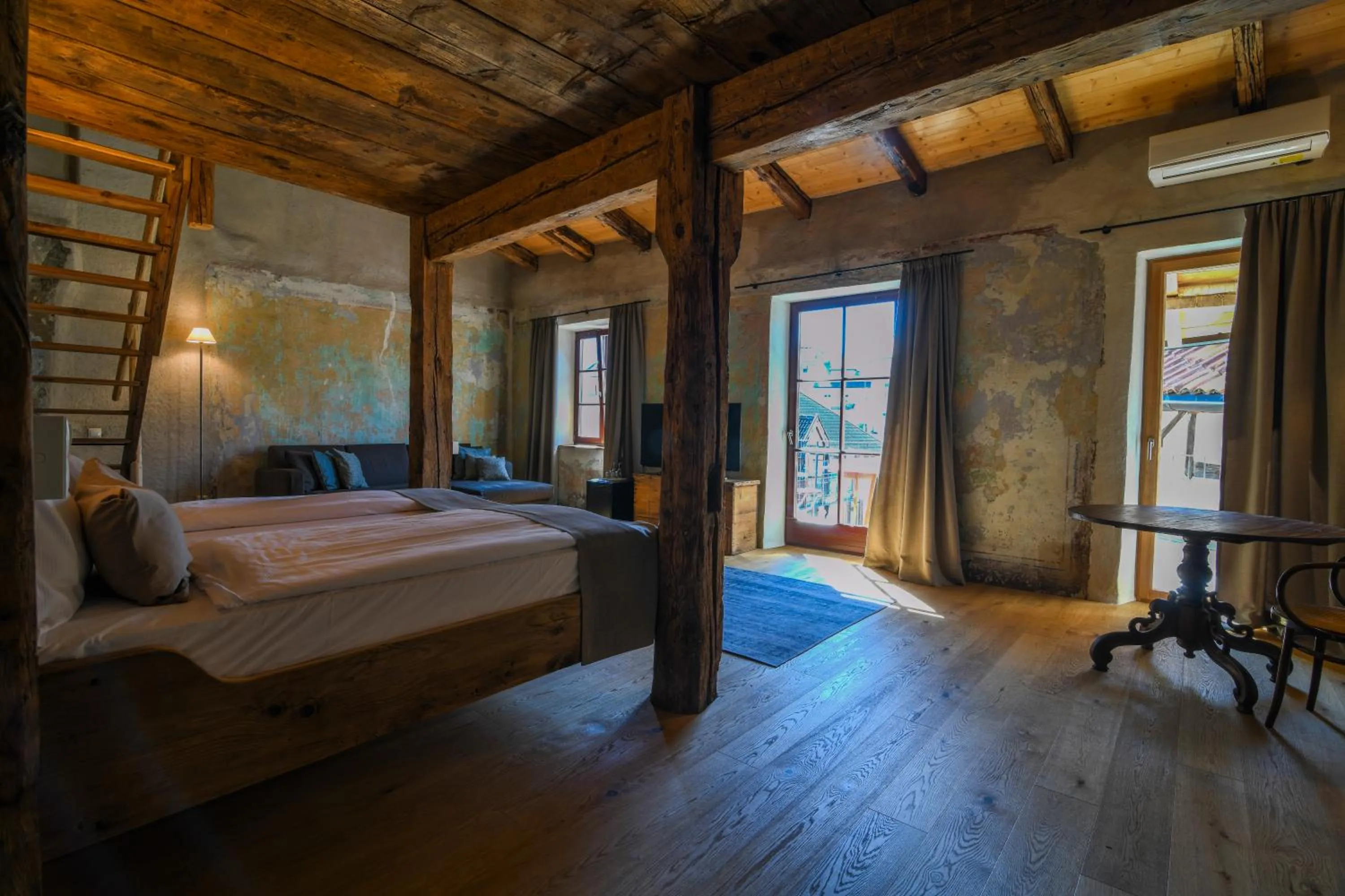 Photo of the whole room, Bed in rössl bianco b&b&b