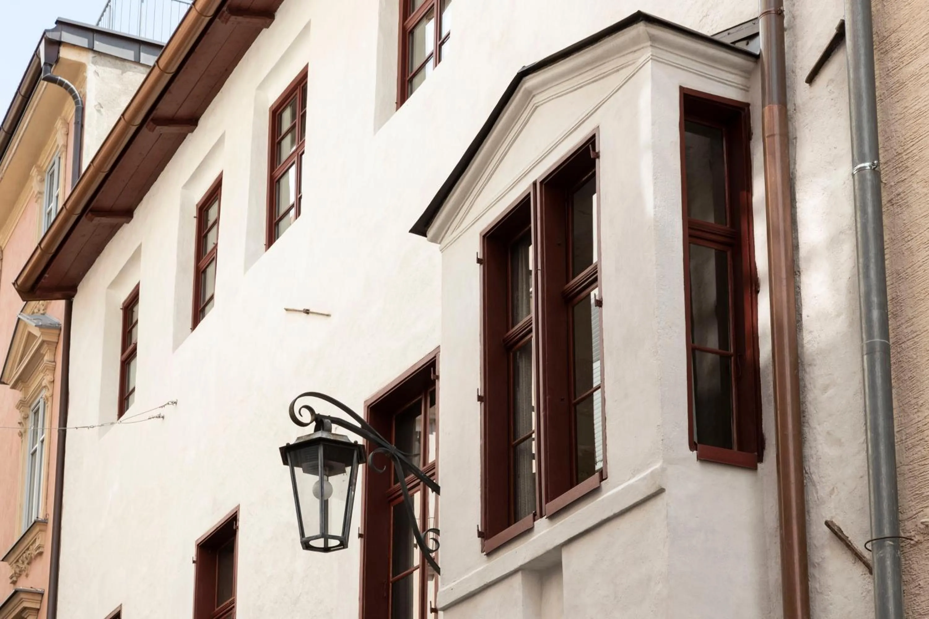 Property building in rössl bianco b&b&b