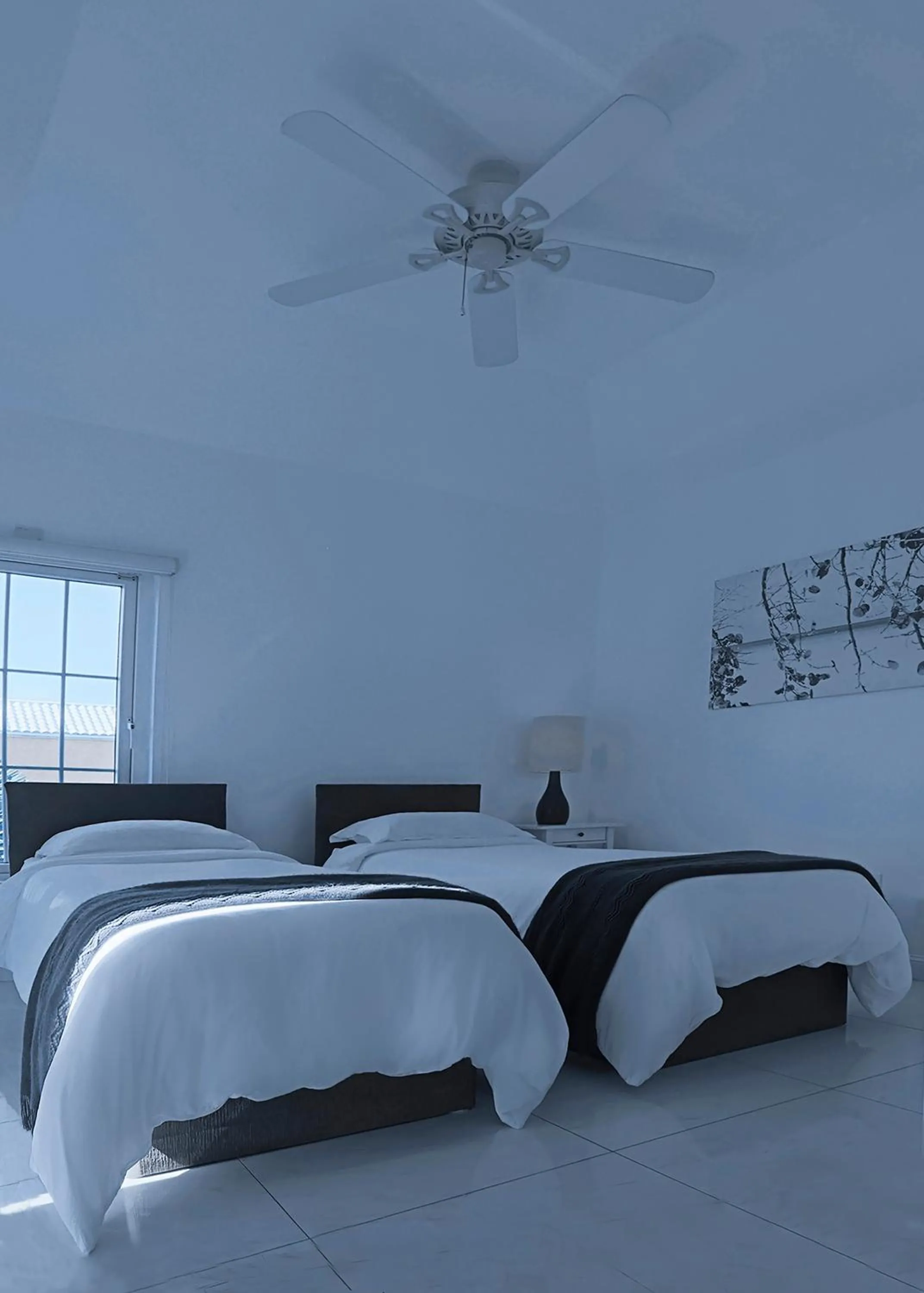 Bed in Stunning Ocean View