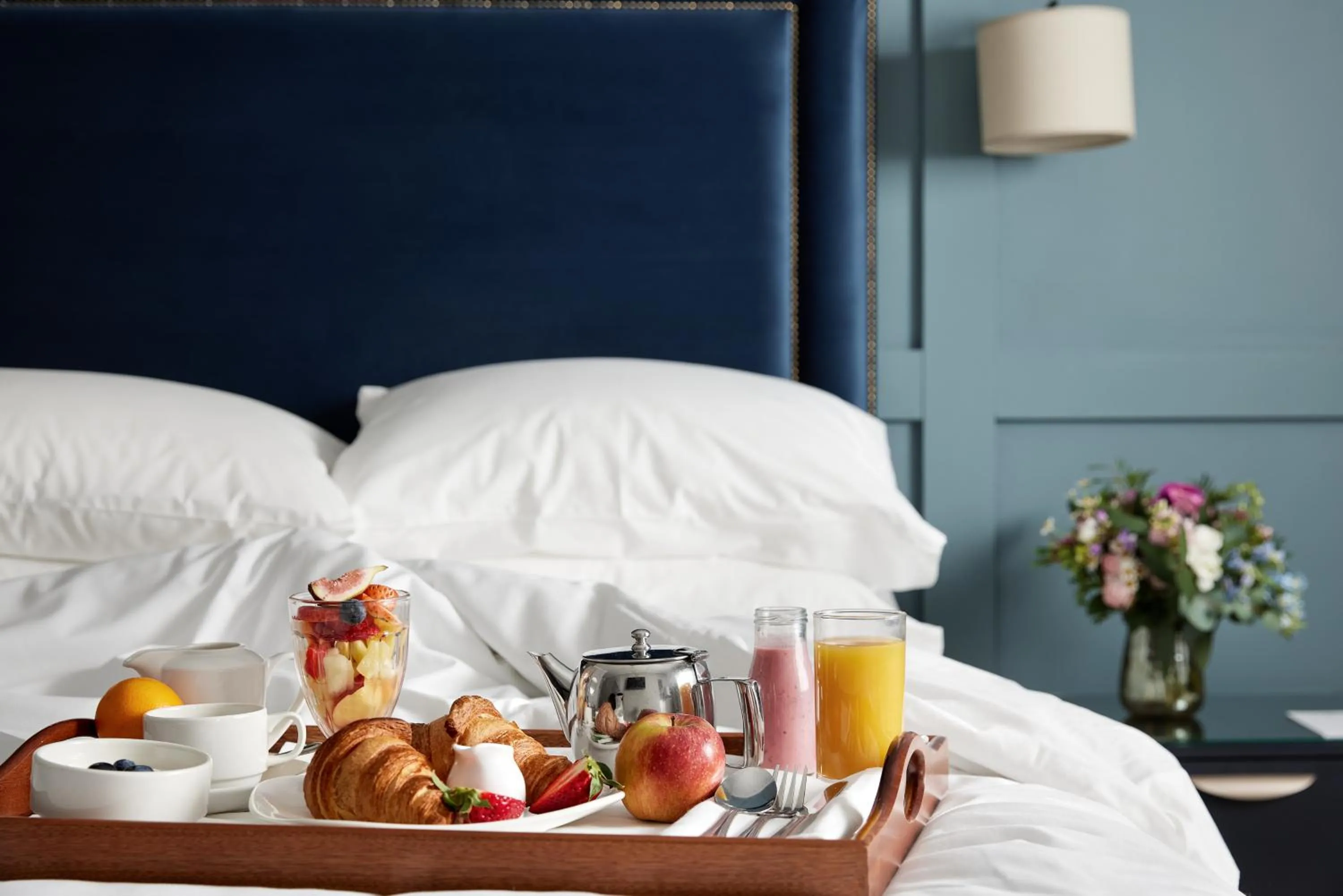 Breakfast, Bed in The Sandymount Hotel