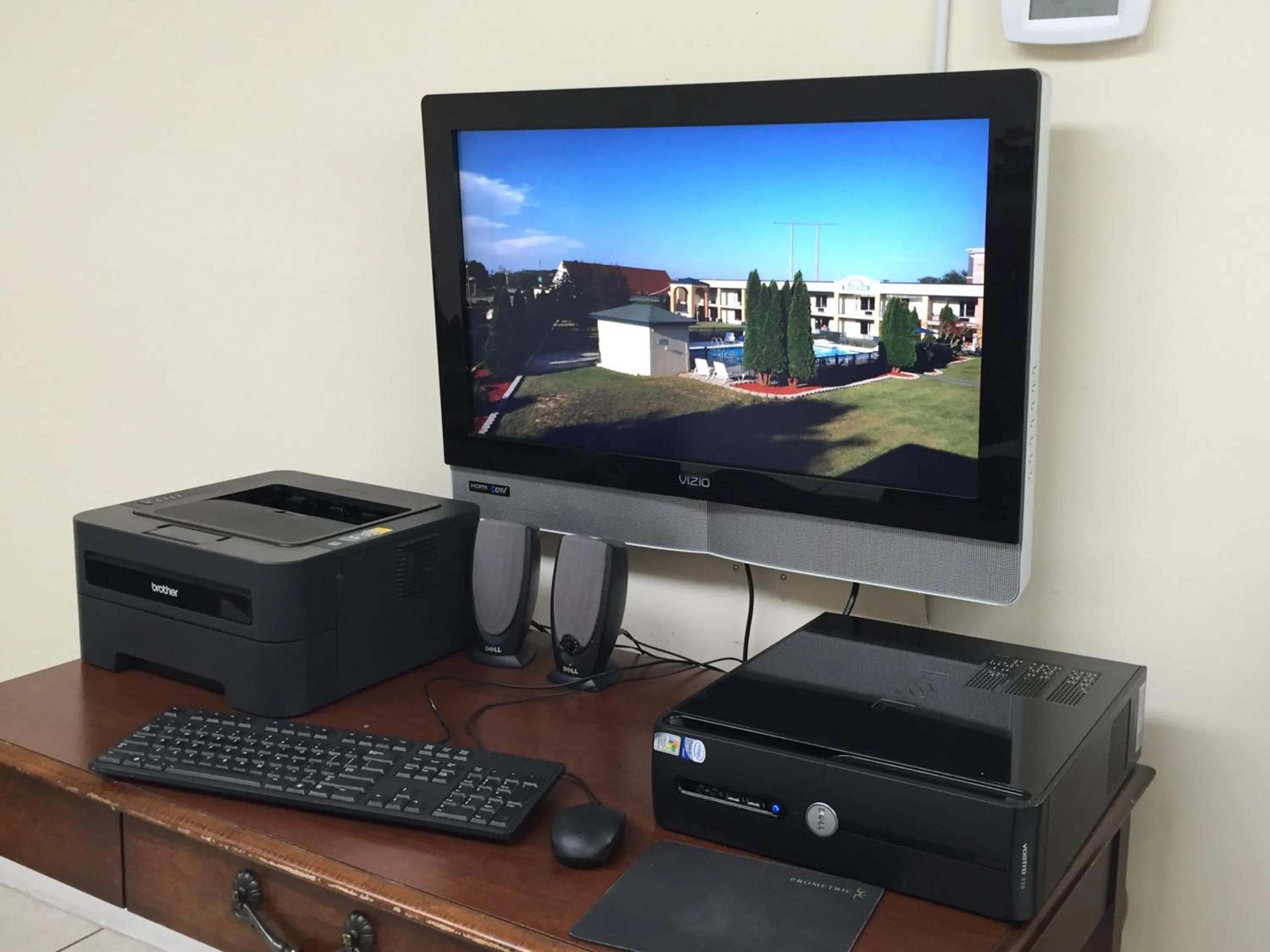 Business facilities, TV/Entertainment Center in Days Inn by Wyndham Christiansburg