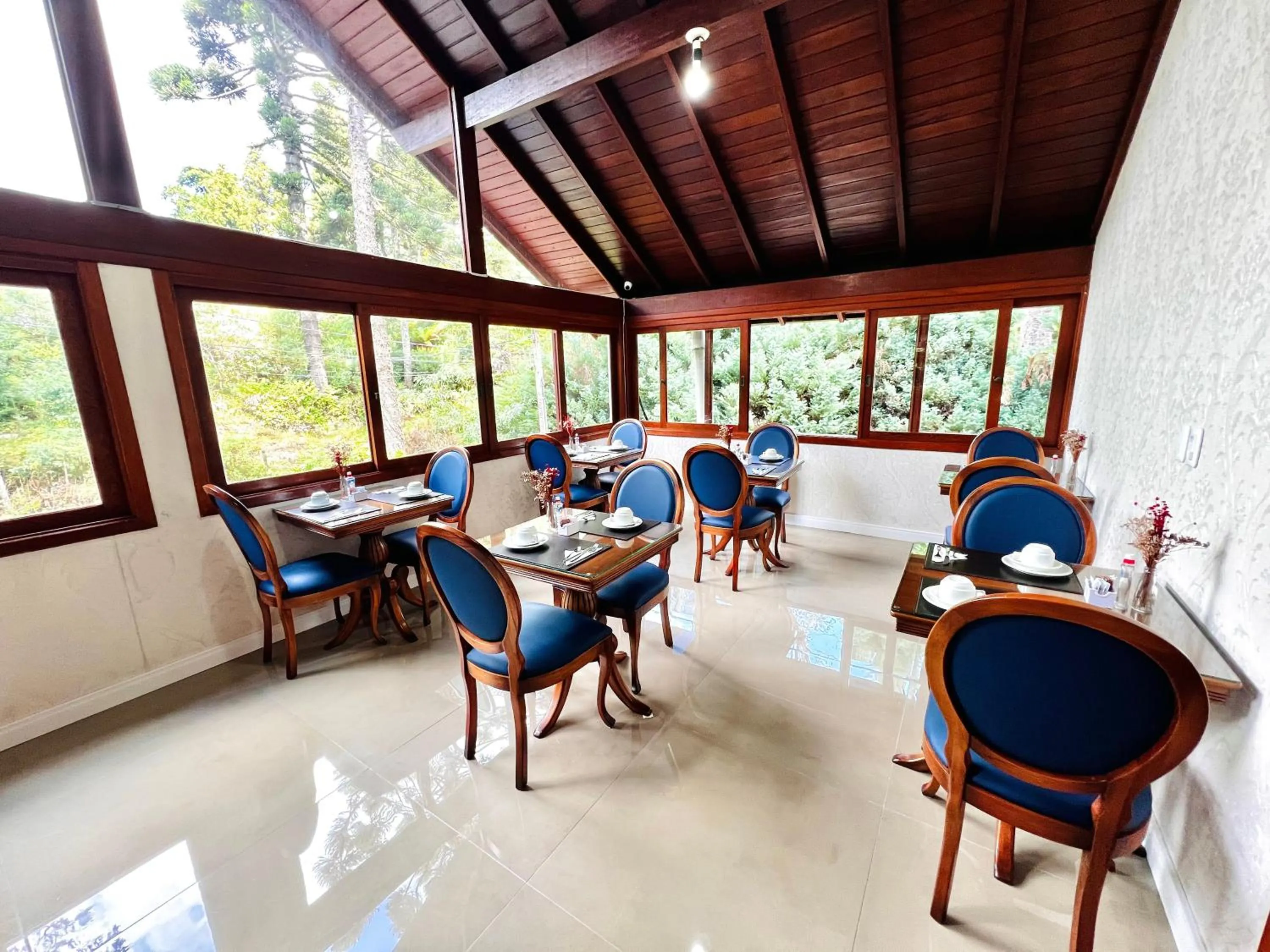 Breakfast in Pousada do Lago - Gramado