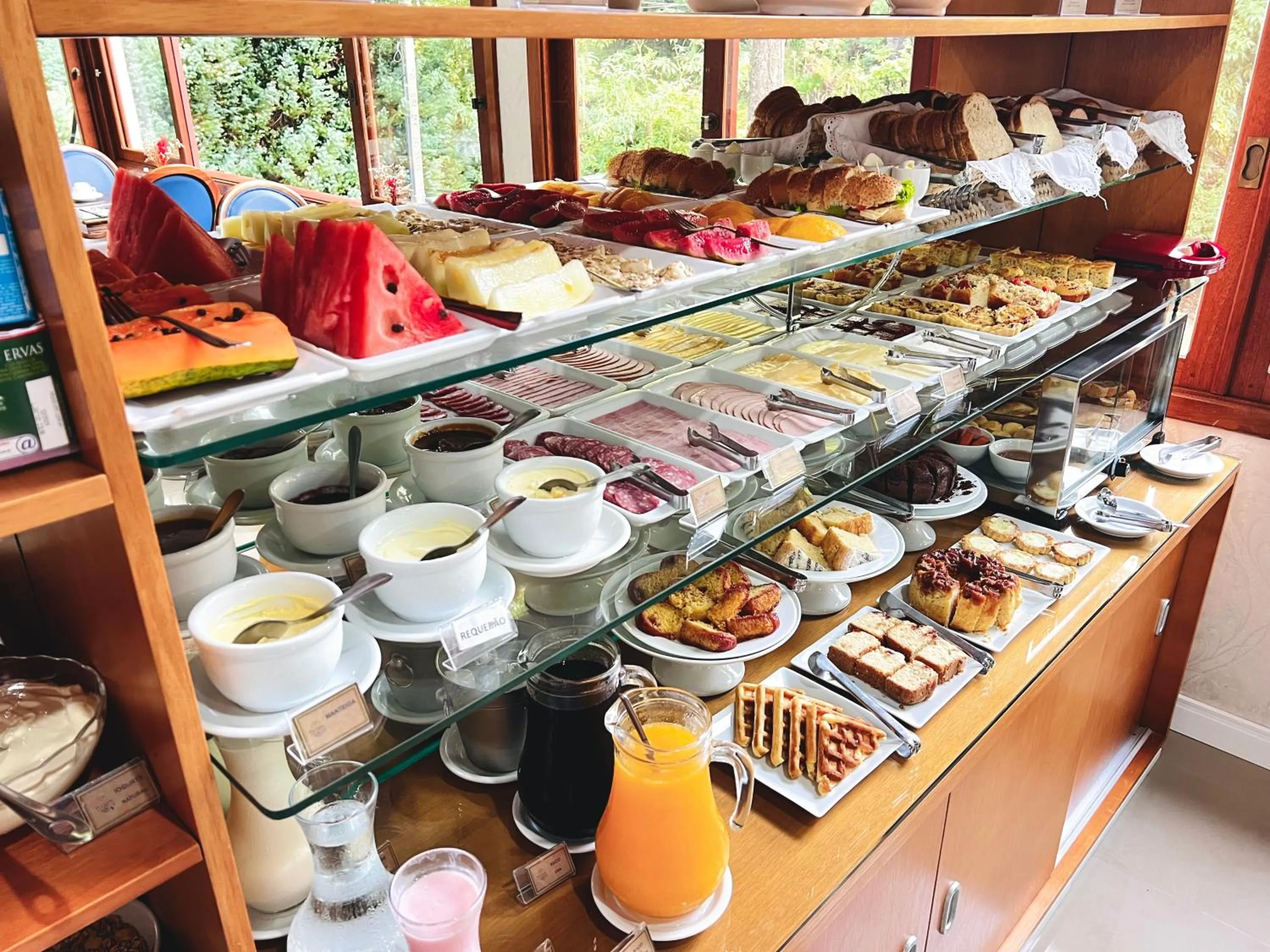 Food and drinks in Pousada do Lago - Gramado