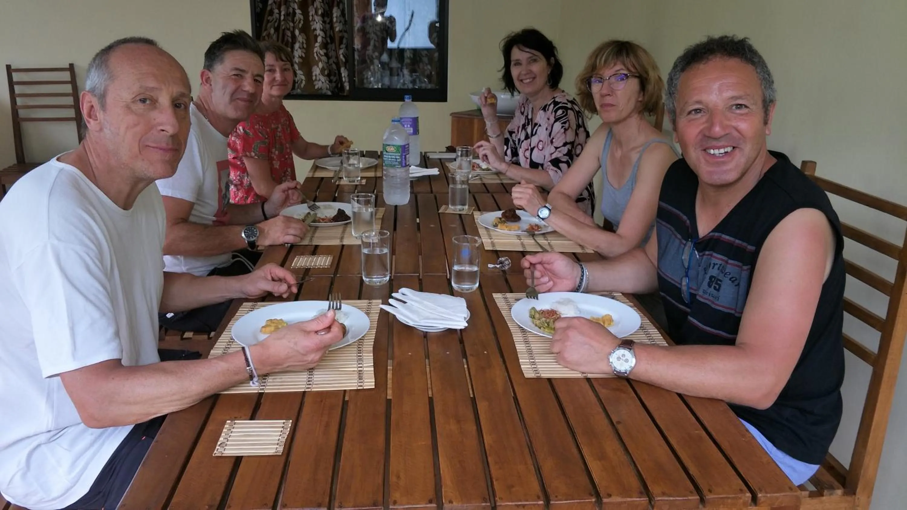 Restaurant/places to eat in Avian Garden Udawalawe