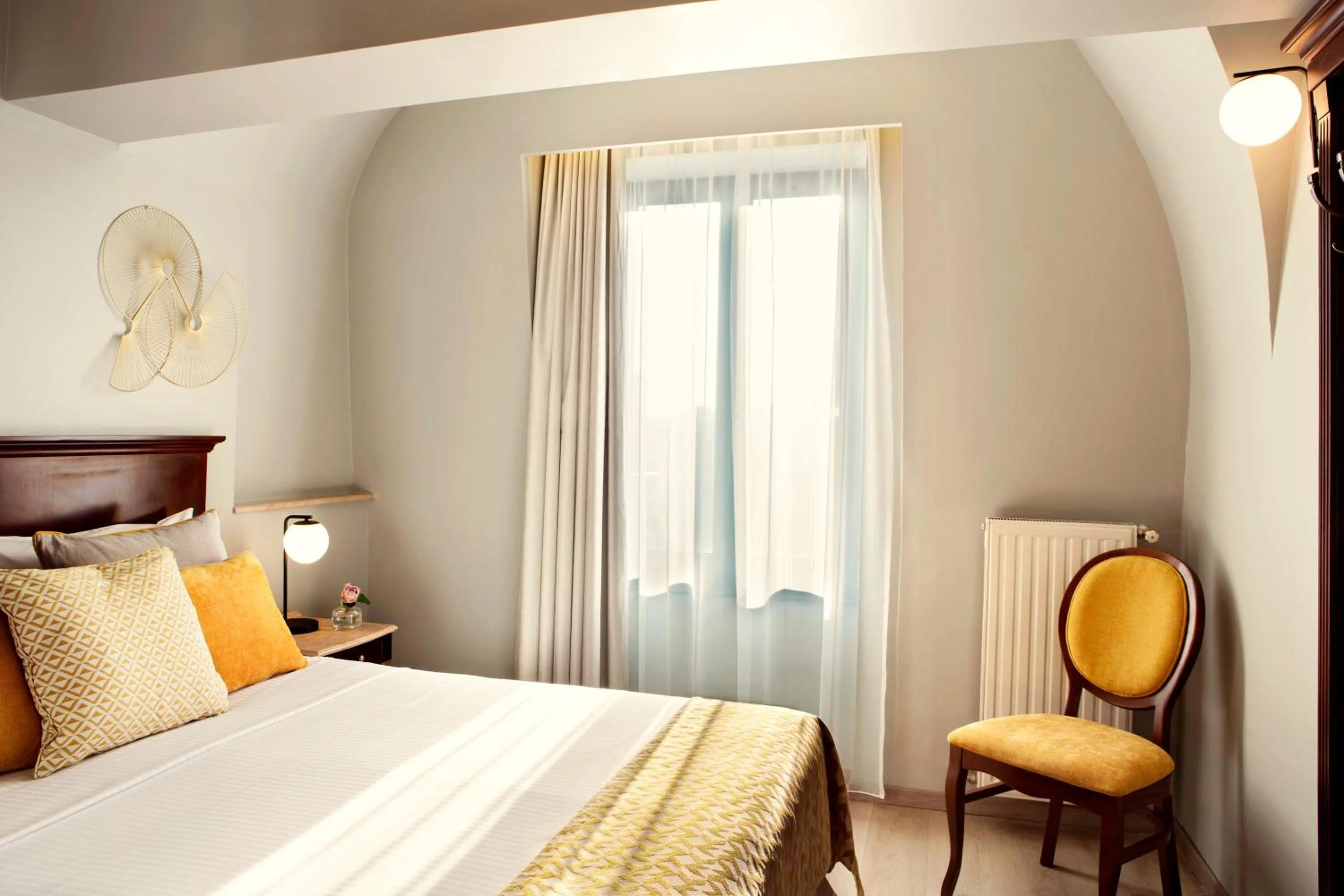 Bed in Zeus Essence Bucharest Venezia