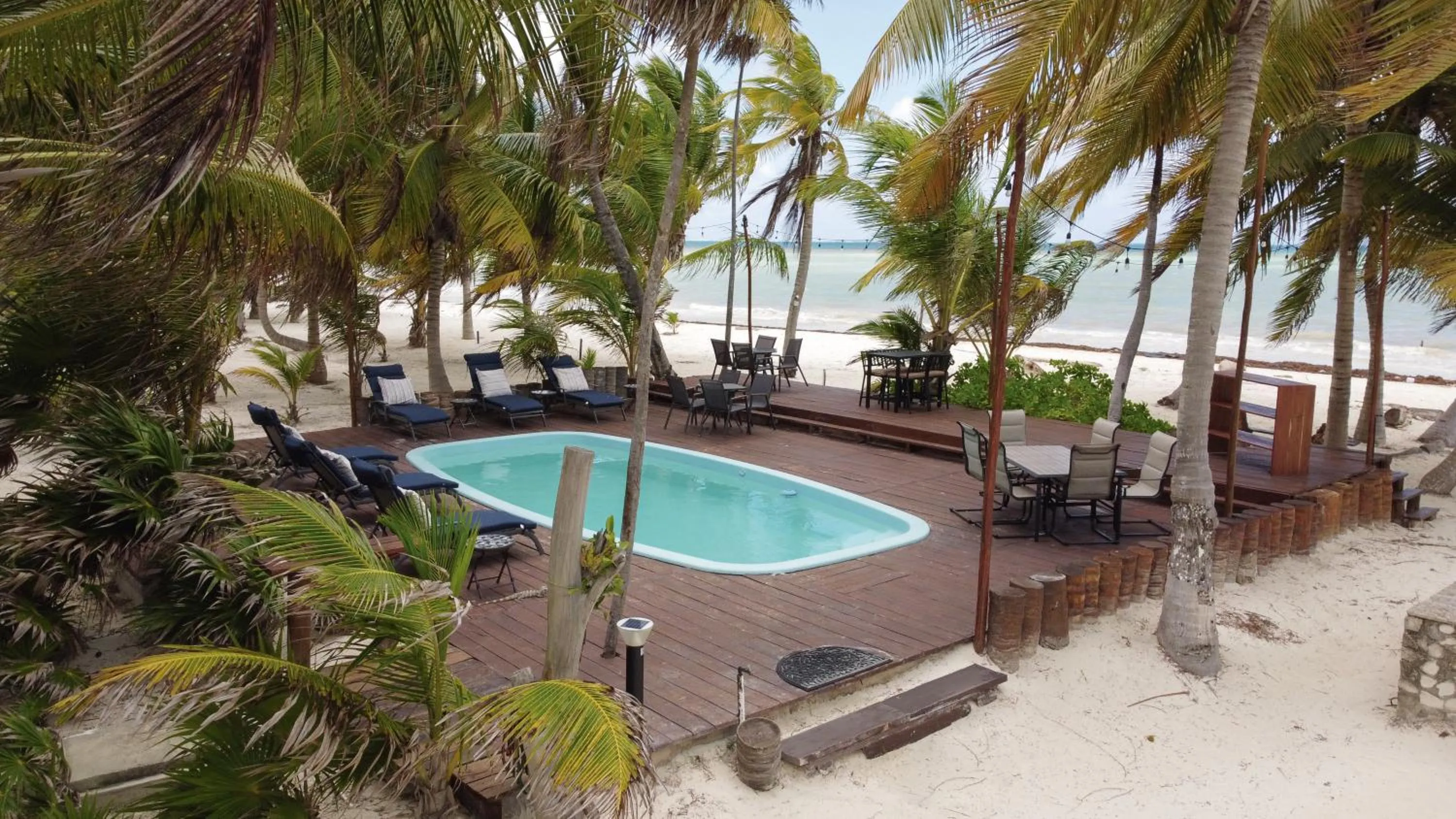 Swimming pool in Grand Slam Fishing Lodge Tulum