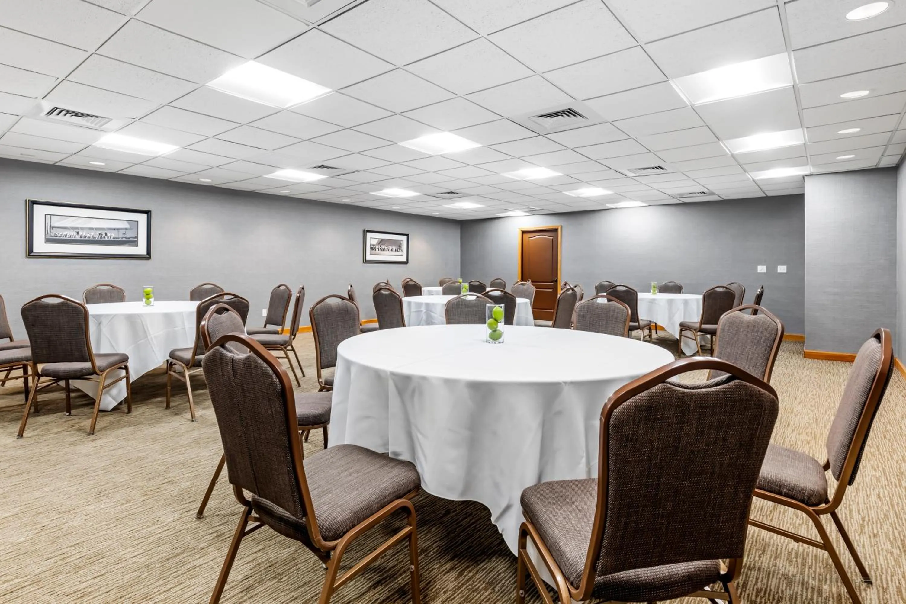 Meeting/conference room in Country Inn & Suites by Radisson, Annapolis, MD