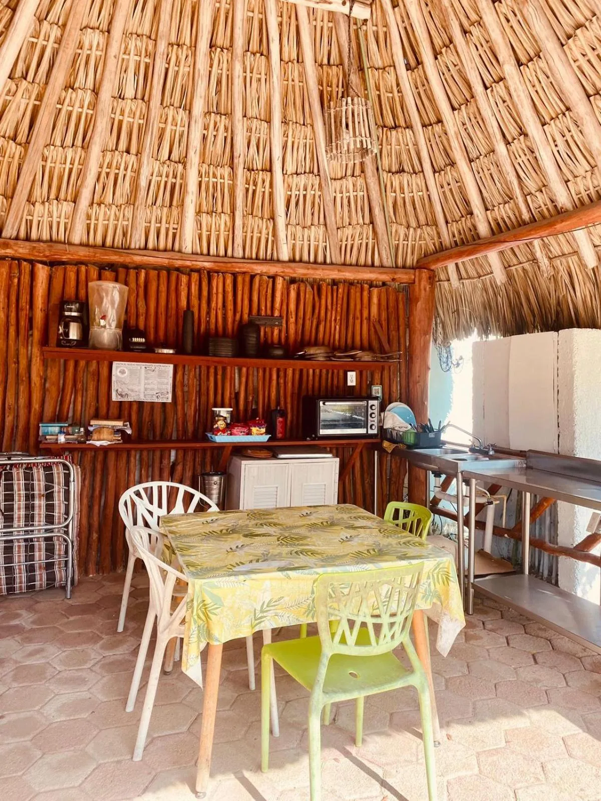 Kitchen or kitchenette in Cabanas Jaalkab