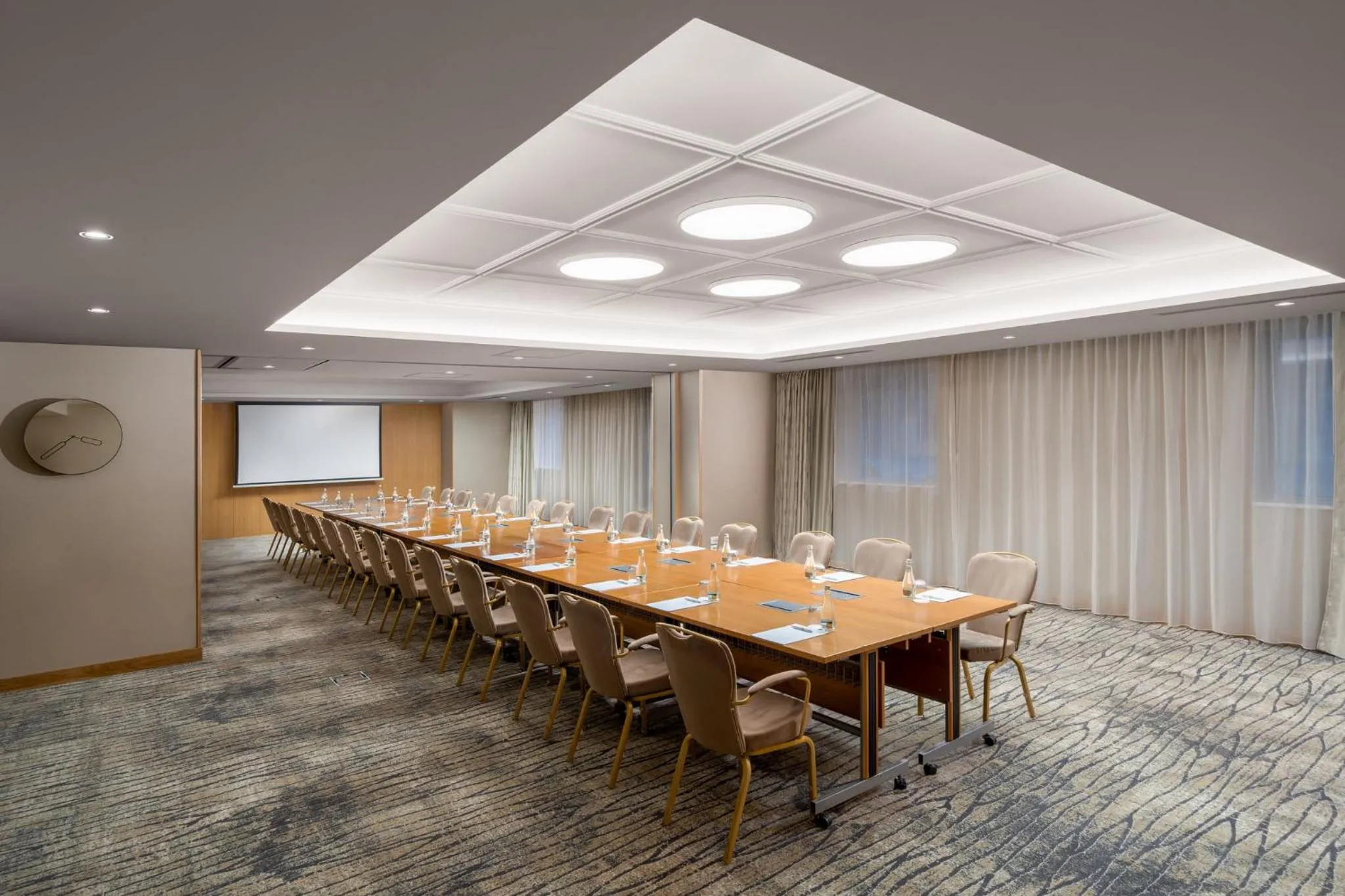 Meeting/conference room in InterContinental Athenee Palace Bucharest by IHG