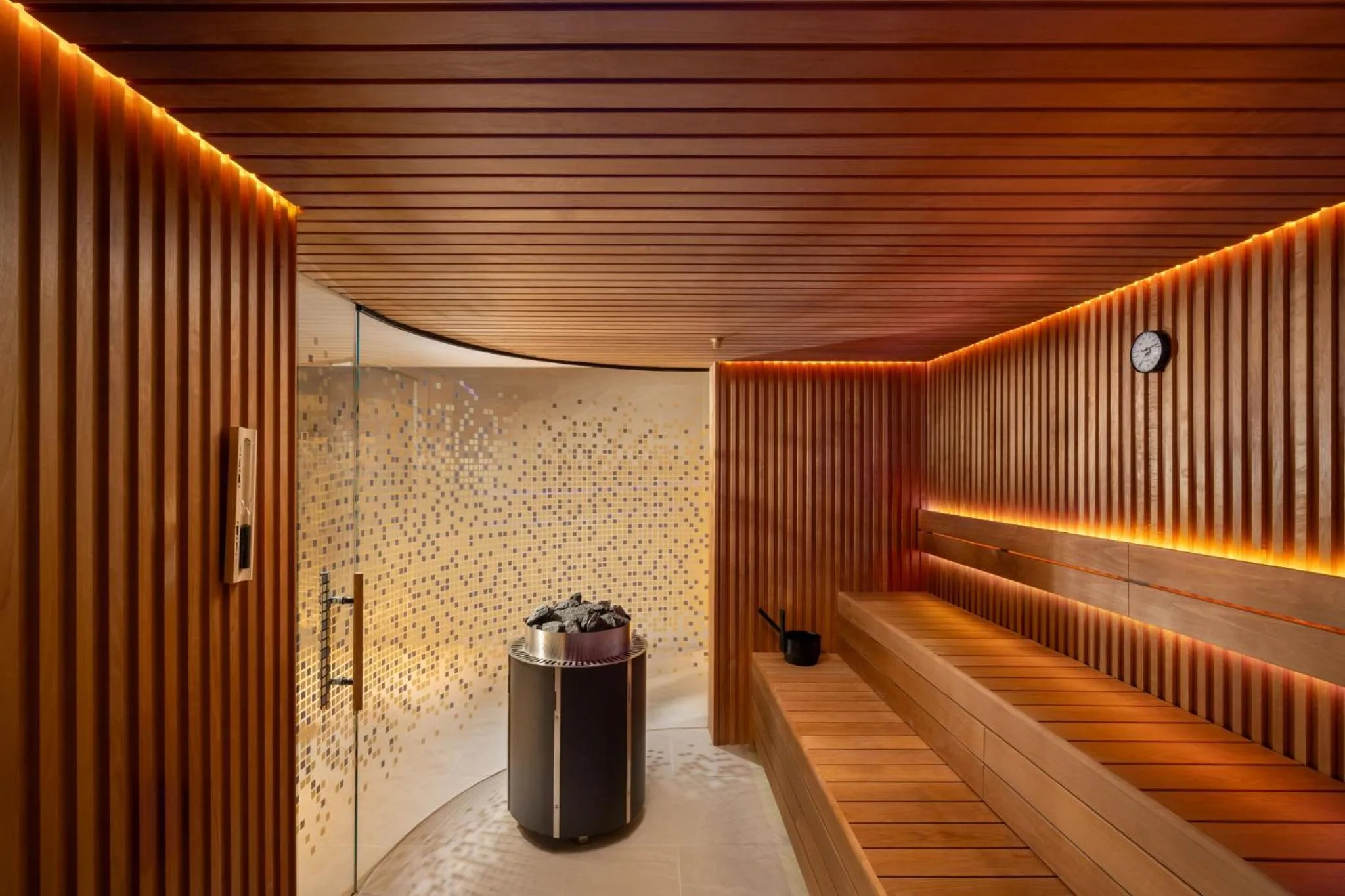 Fitness centre/facilities in InterContinental Athenee Palace Bucharest by IHG