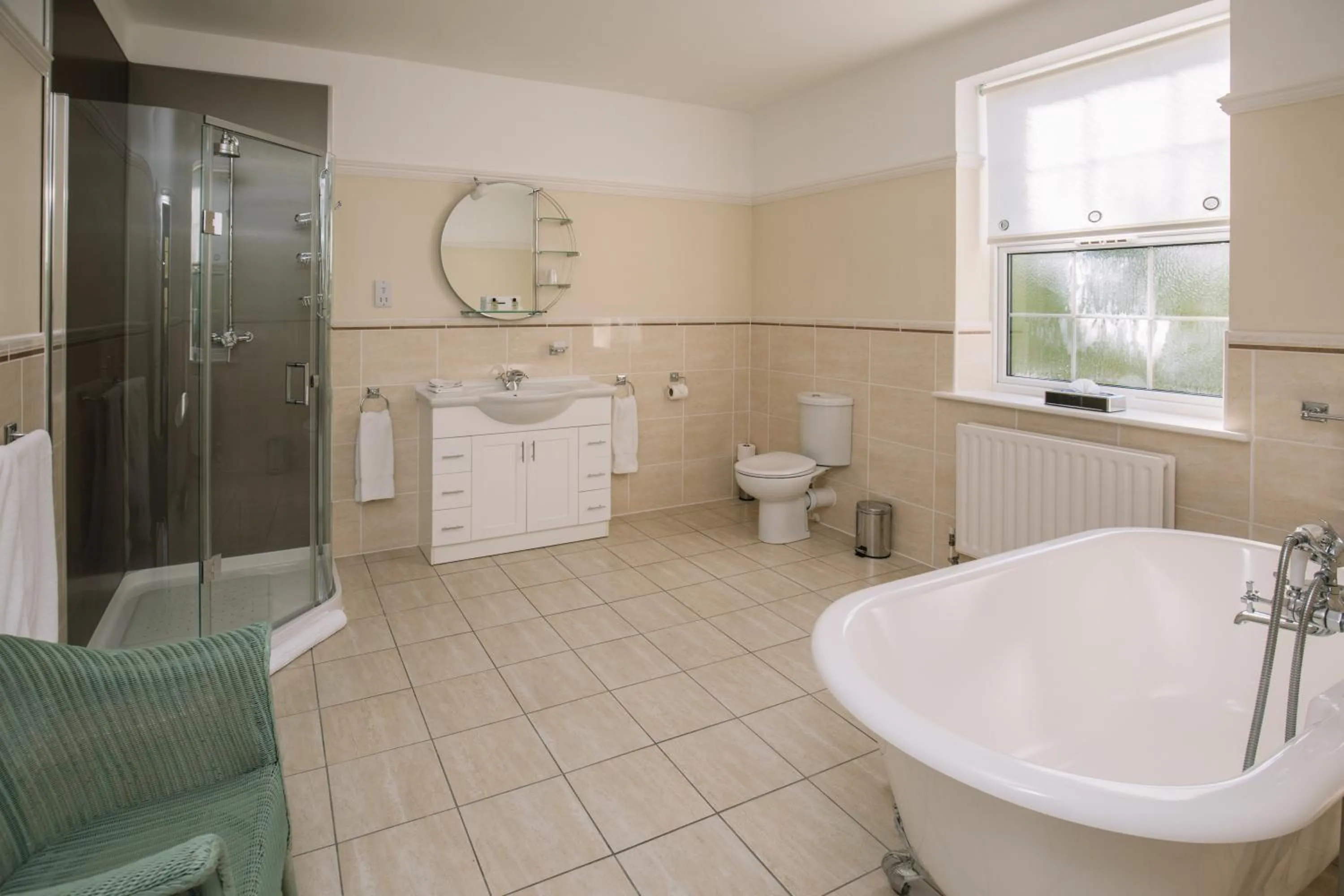 Bathroom in Hemswell Court