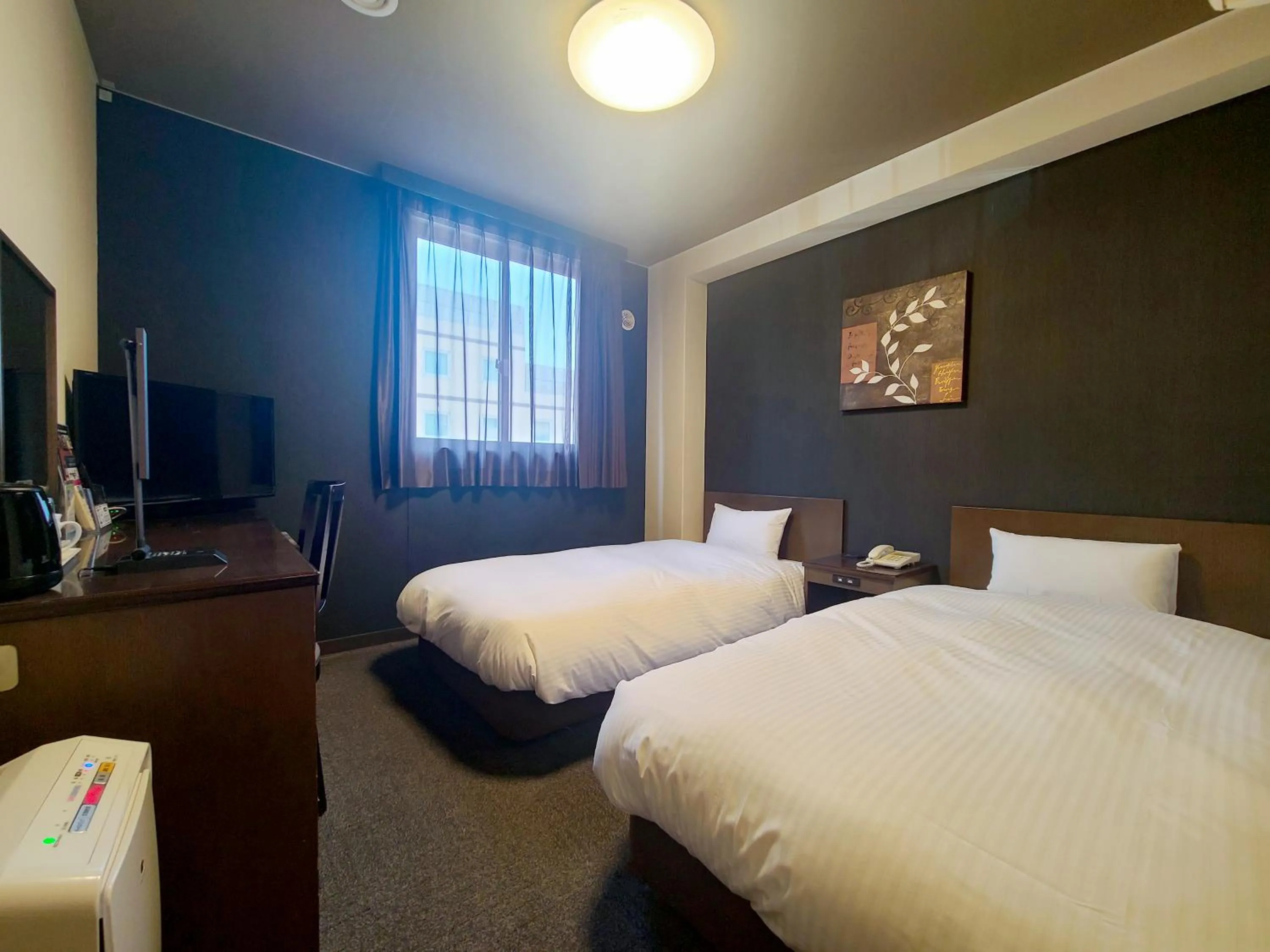 Photo of the whole room, Bed in Hotel Route-Inn Court Kofu Isawa