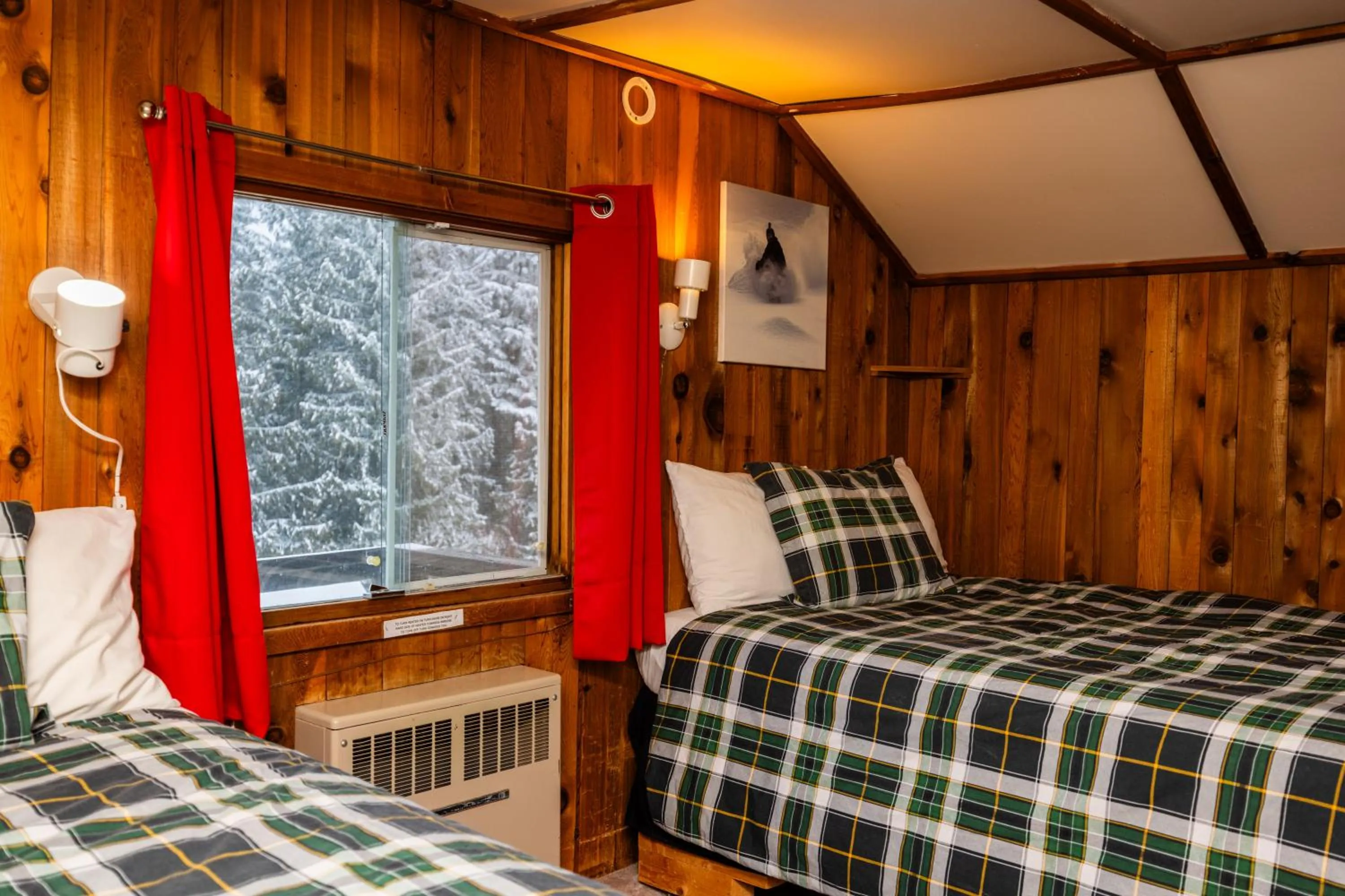 Bed in Red Shutter Inn