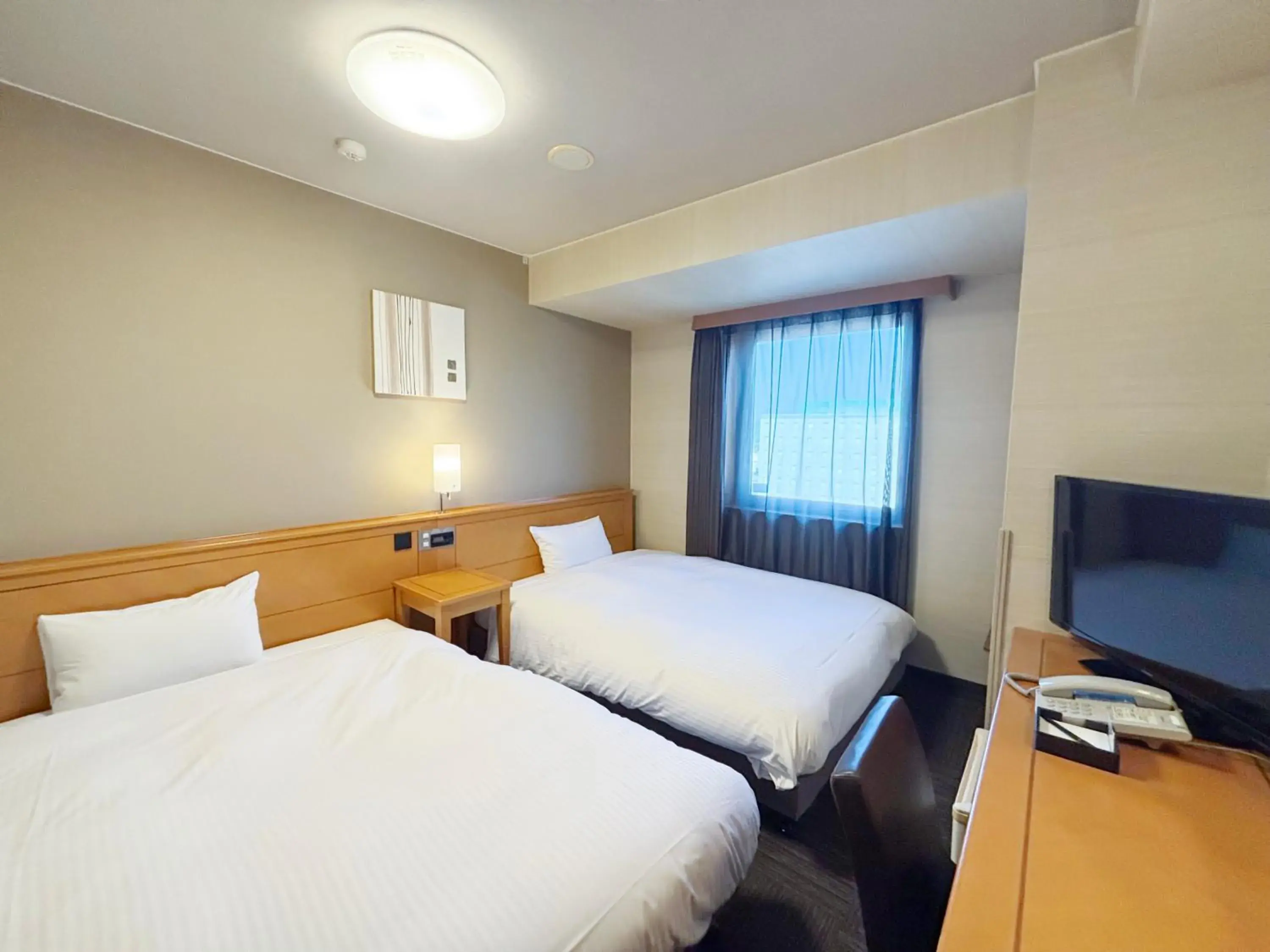 Standard Twin Room - single occupancy - Smoking in Hotel Route-Inn Kakegawa Inter Standard Twin Room - single occupancy - Smoking in Hotel Route-Inn Kakegawa Inter