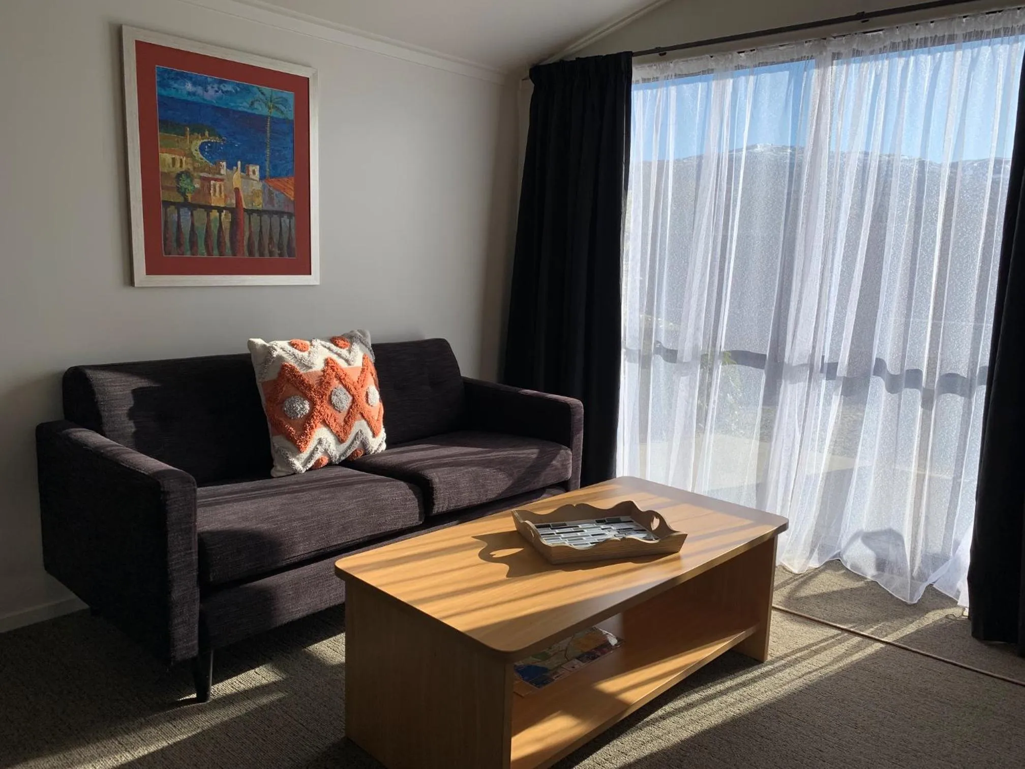 Seating area in Anderson Park Motel