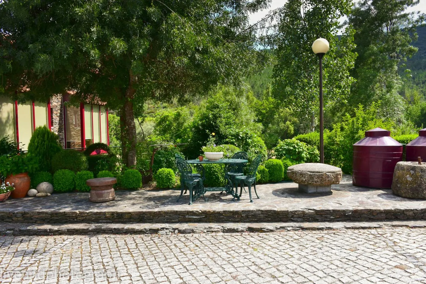 Garden view in Casa Lagar Da Alagoa
