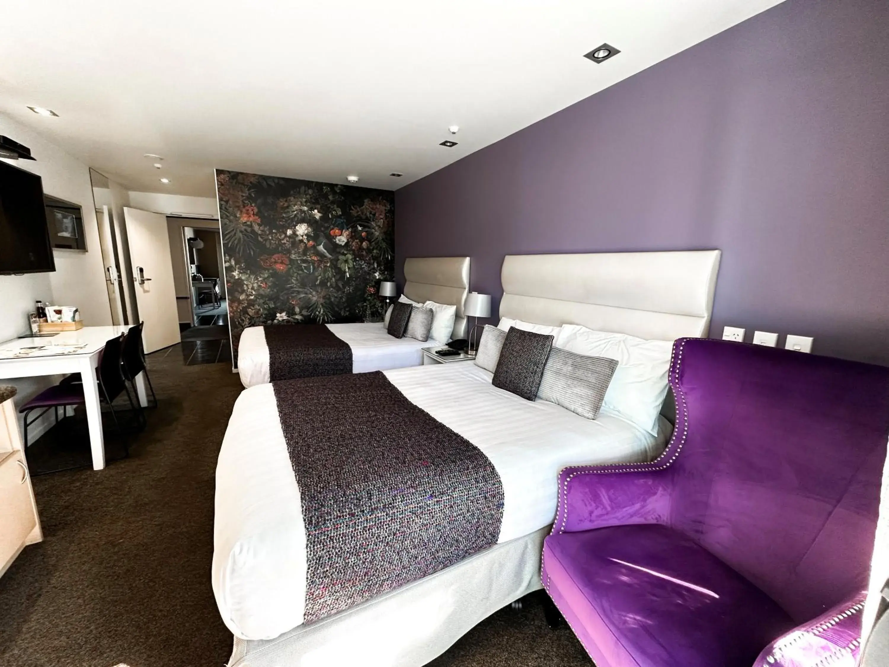 Studio with Spa Bath in Tides Hotel Studio with Spa Bath in Tides Hotel