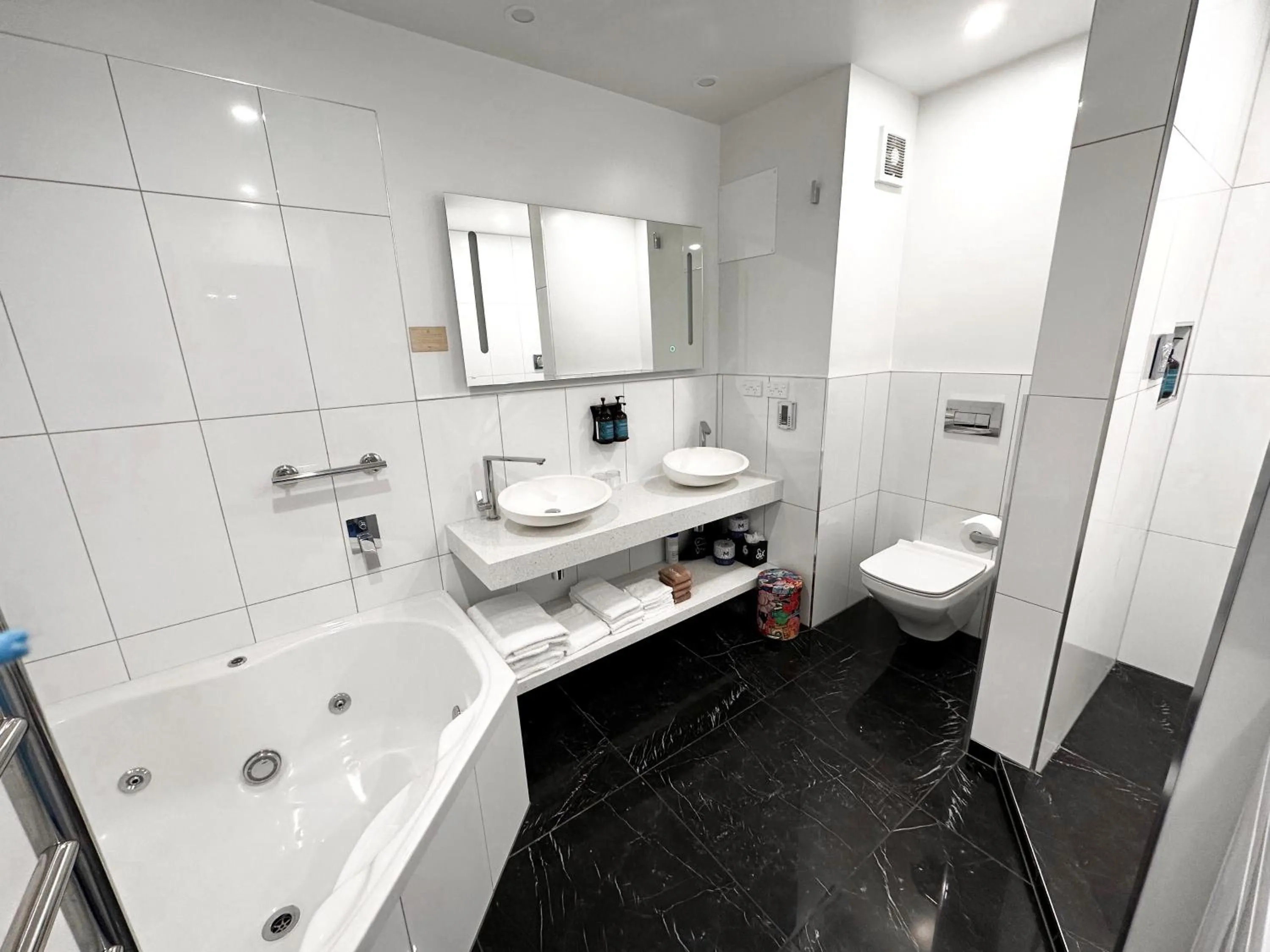 Bathroom in Tides Hotel