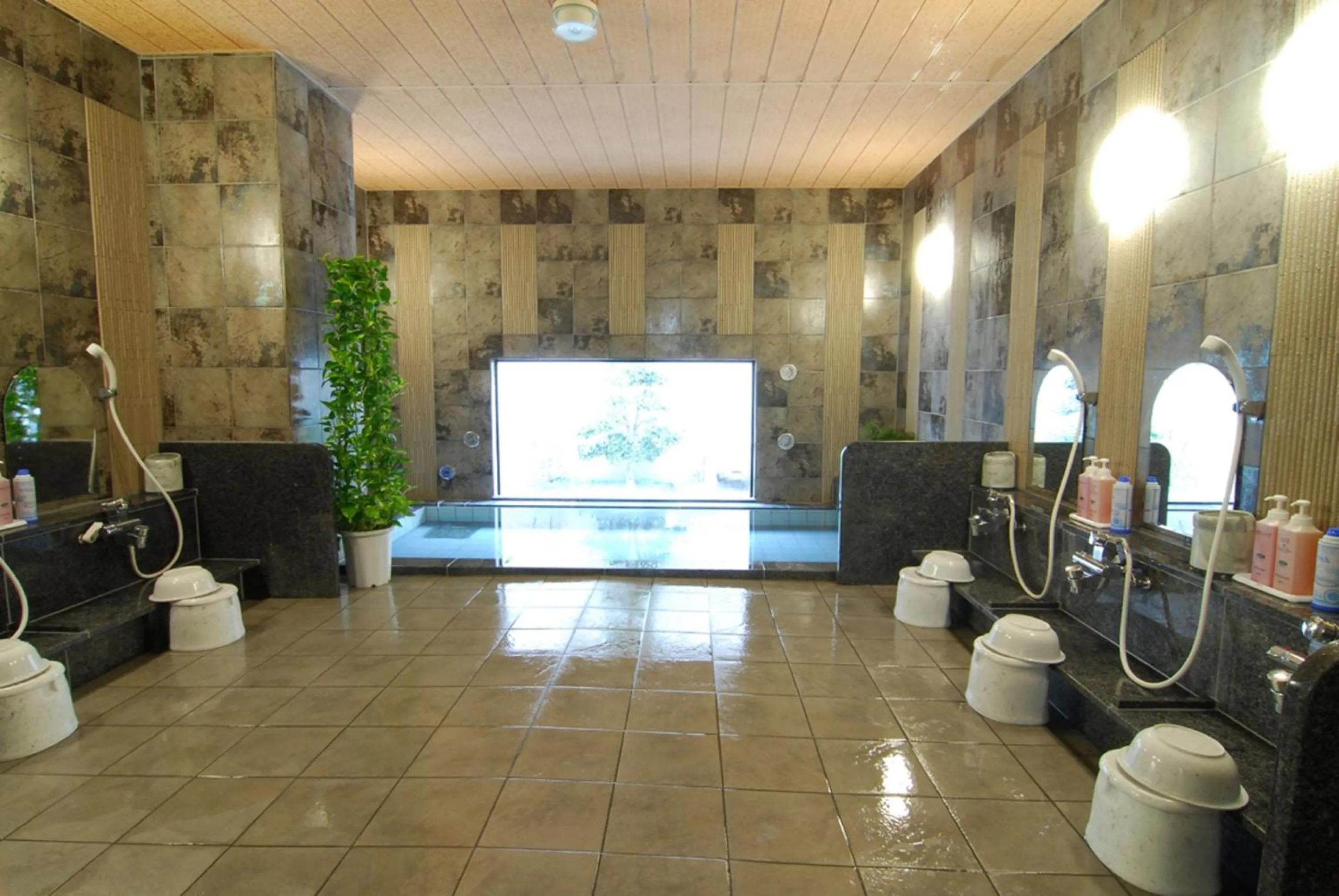 Public Bath in Hotel Route-Inn Shiojiri