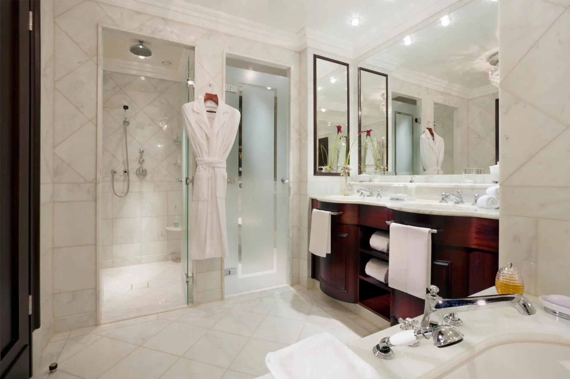 Shower in Castlemartyr Resort Hotel