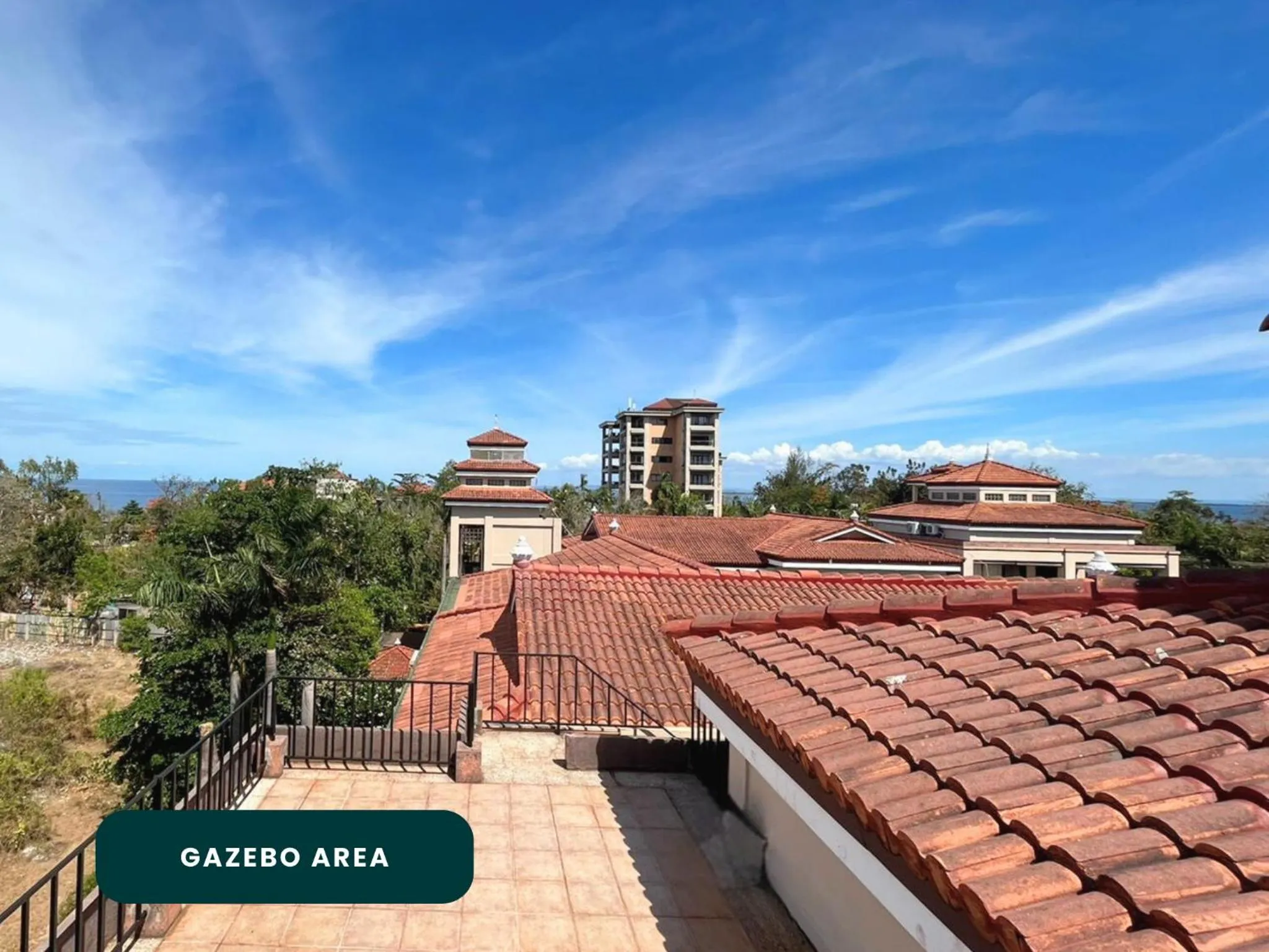 Coralpoint Gardens Suites & Residences