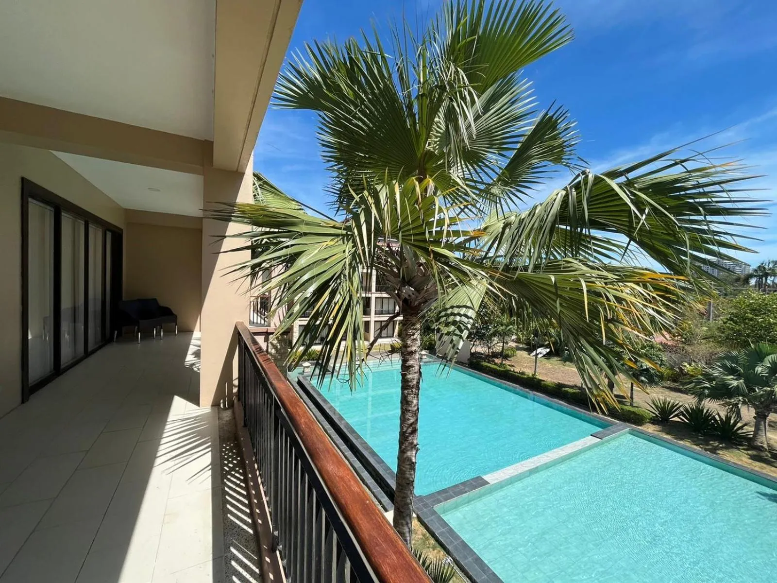Balcony/Terrace in Coralpoint Gardens Suites & Residences
